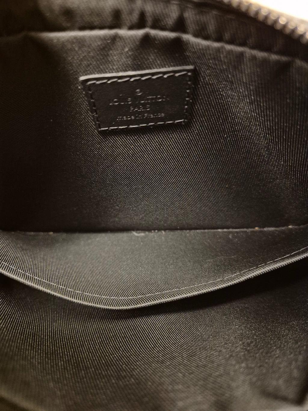 Louis Vuitton Trio Mesenger Monogram Eclipse