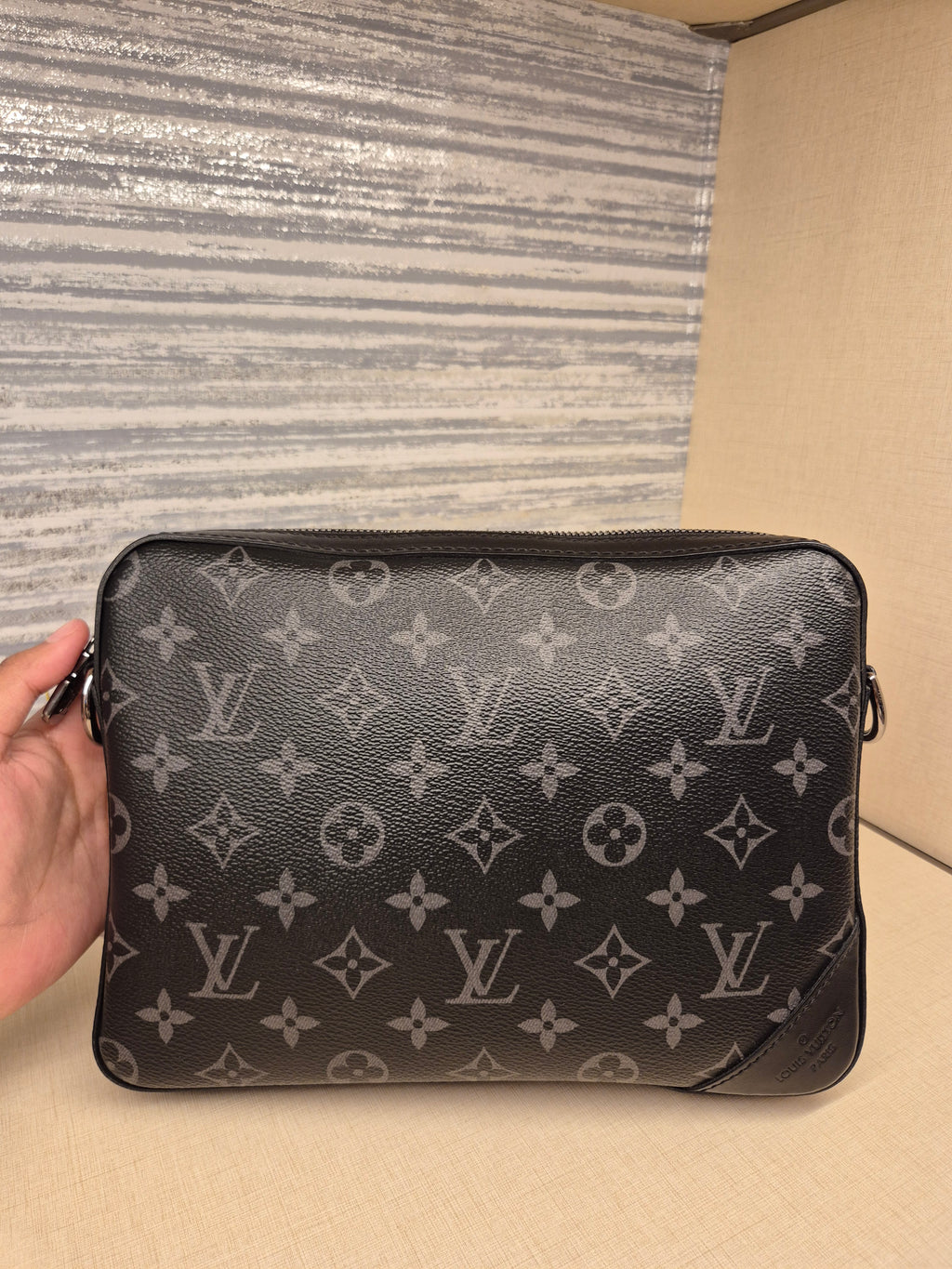 Louis Vuitton Trio Mesenger Monogram Eclipse