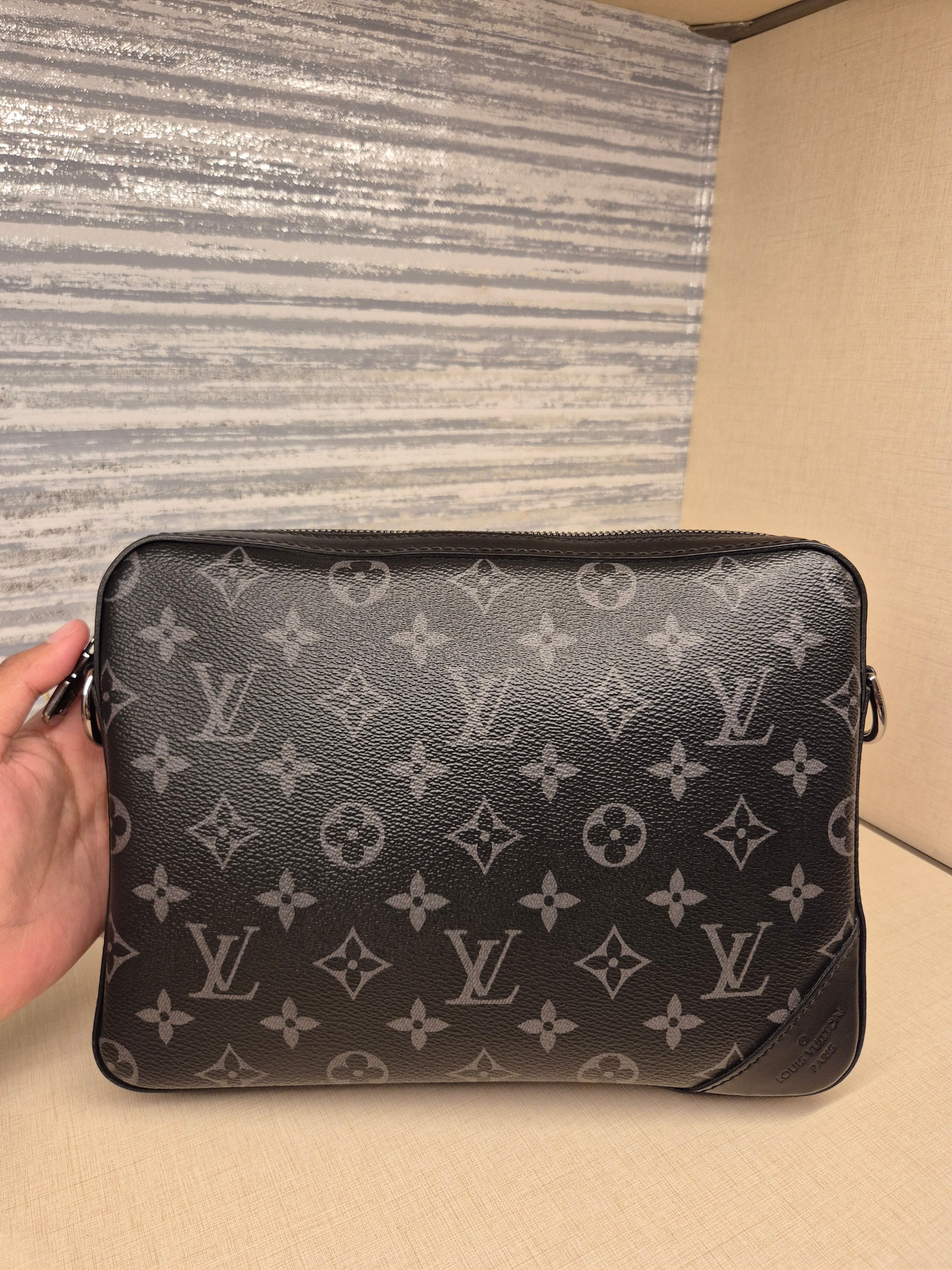 Louis Vuitton Trio Mesenger Monogram Eclipse