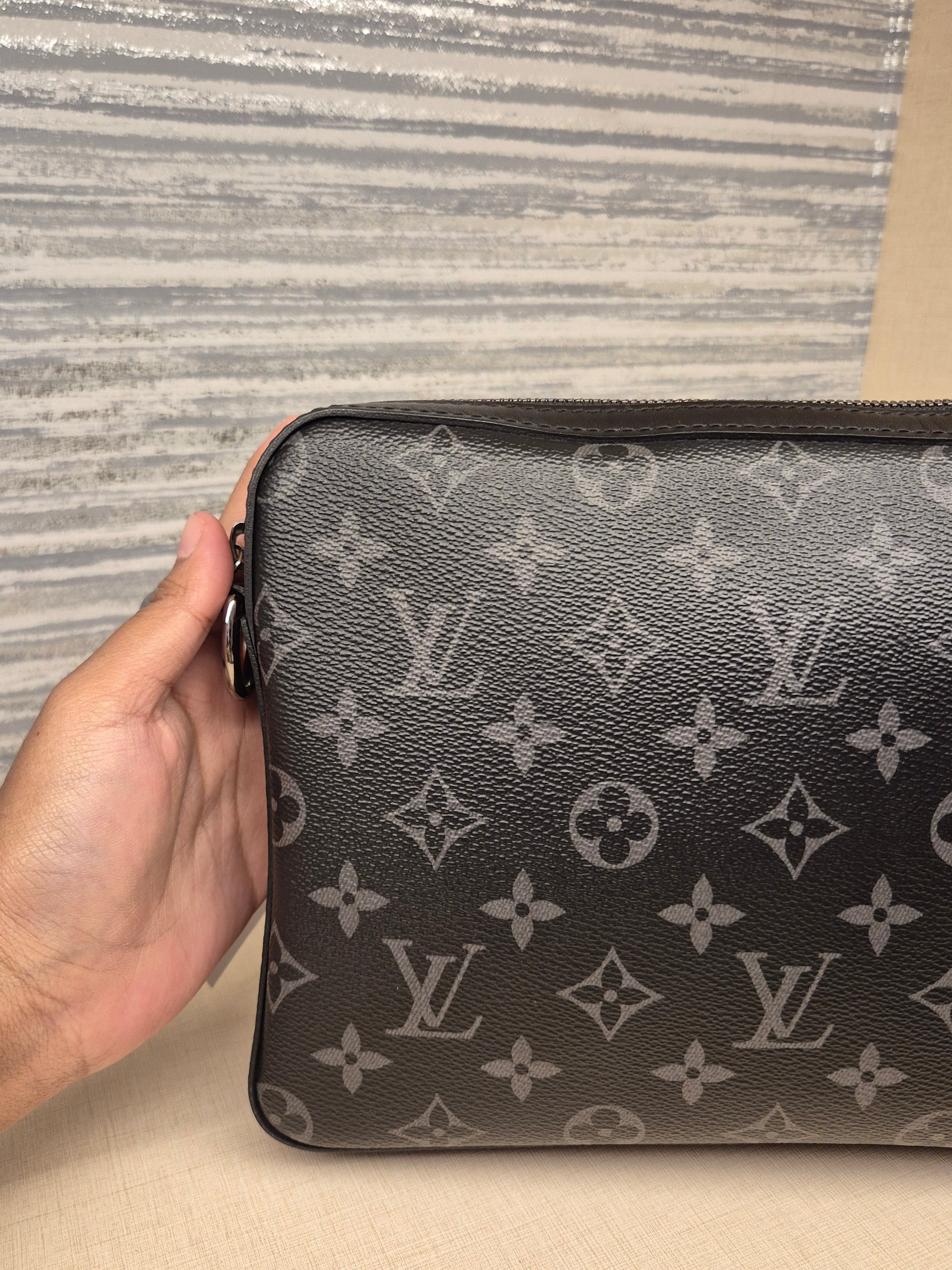 Louis Vuitton Trio Mesenger Monogram Eclipse
