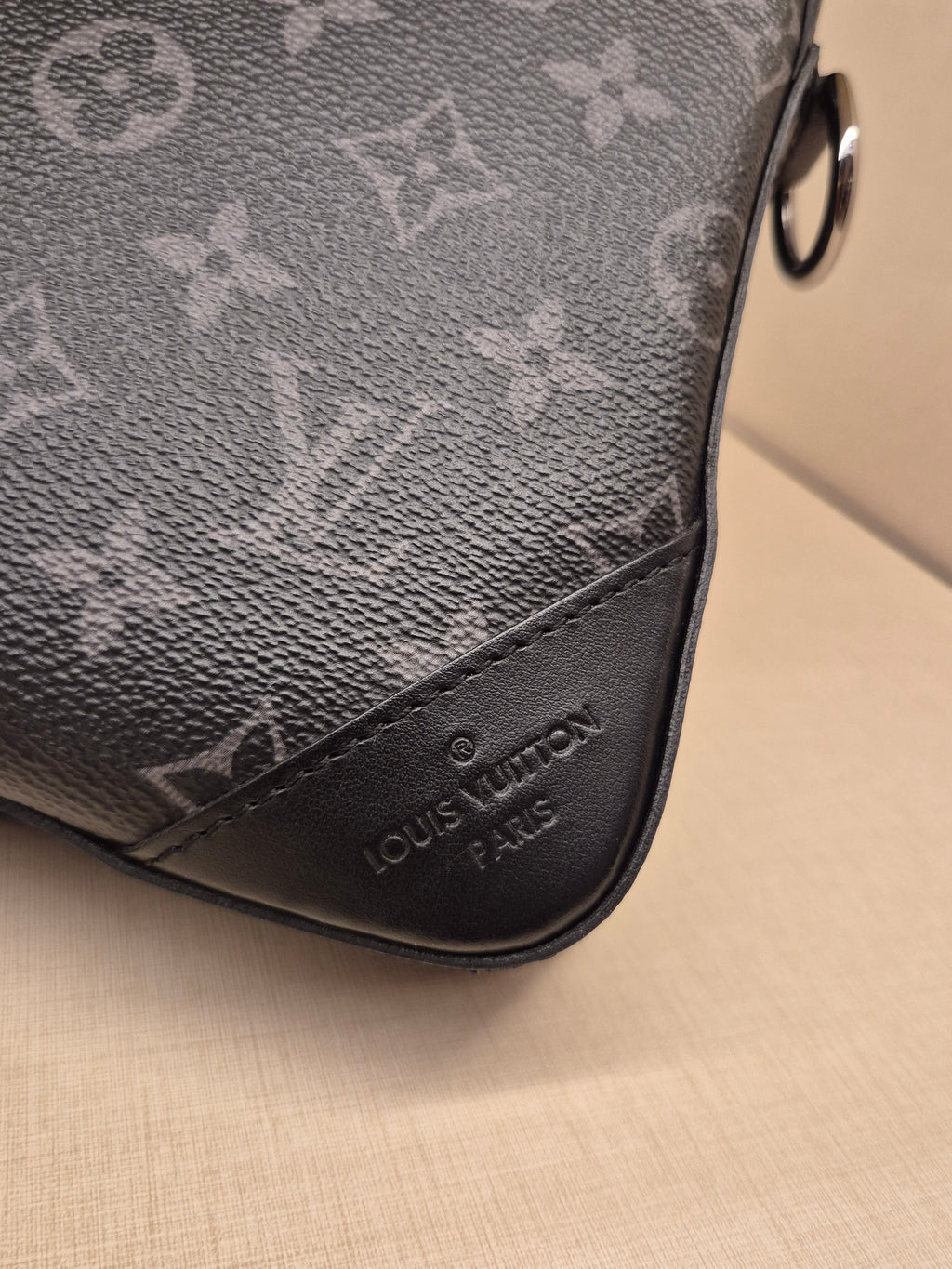 Louis Vuitton Trio Mesenger Monogram Eclipse