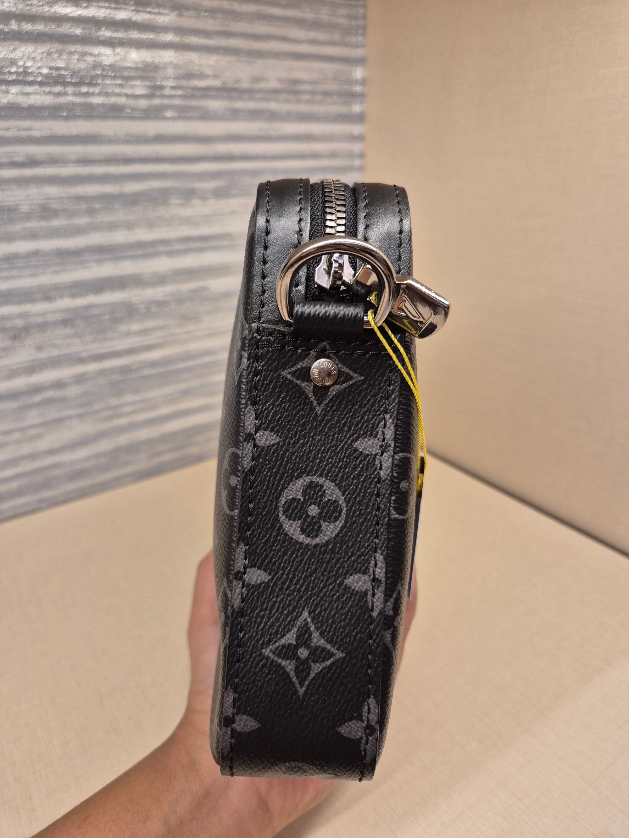 Louis Vuitton Trio Mesenger Monogram Eclipse