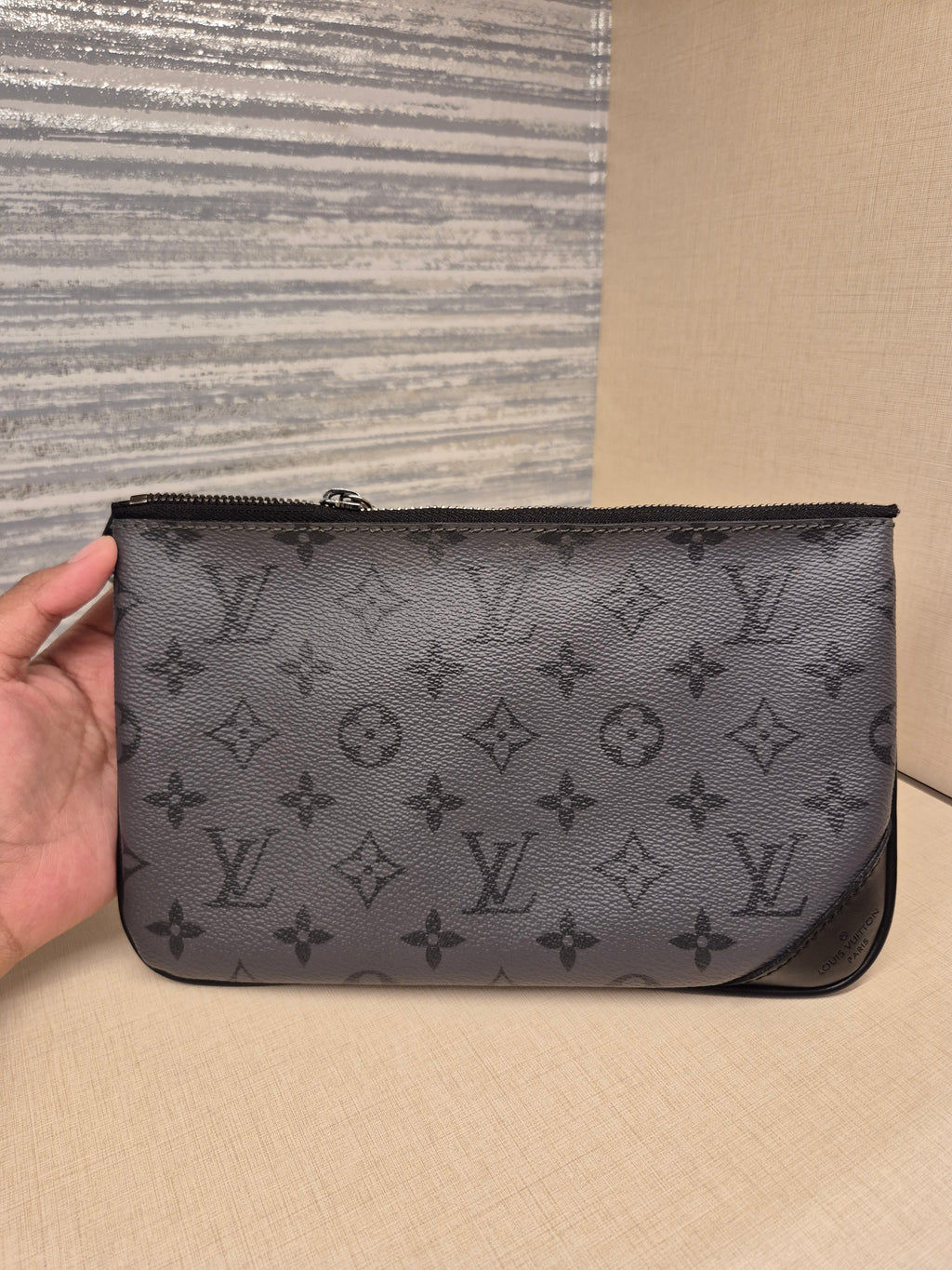 Louis Vuitton Trio Mesenger Monogram Eclipse
