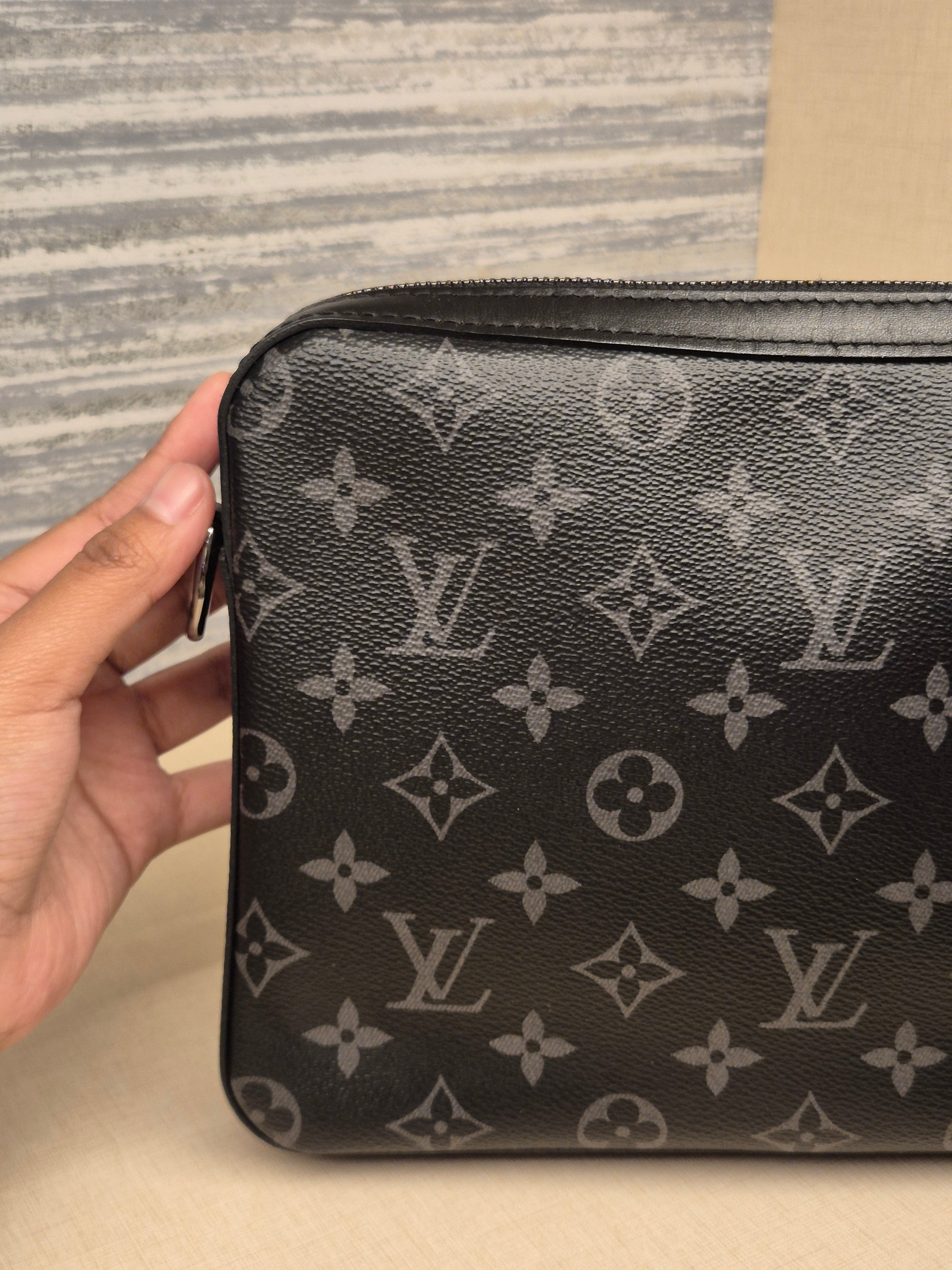 Louis Vuitton Trio Mesenger Monogram Eclipse
