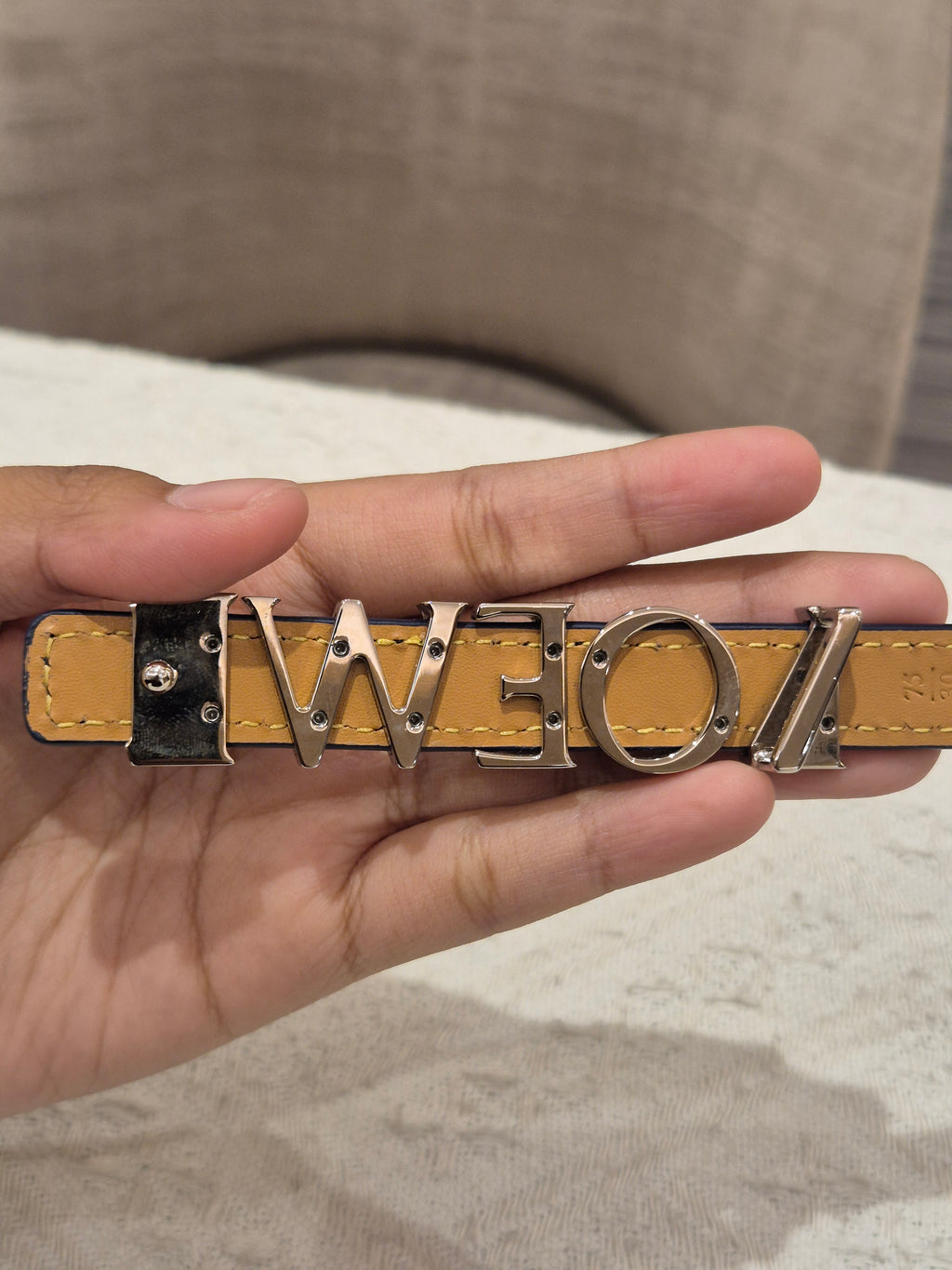 Loewe Belt Font
