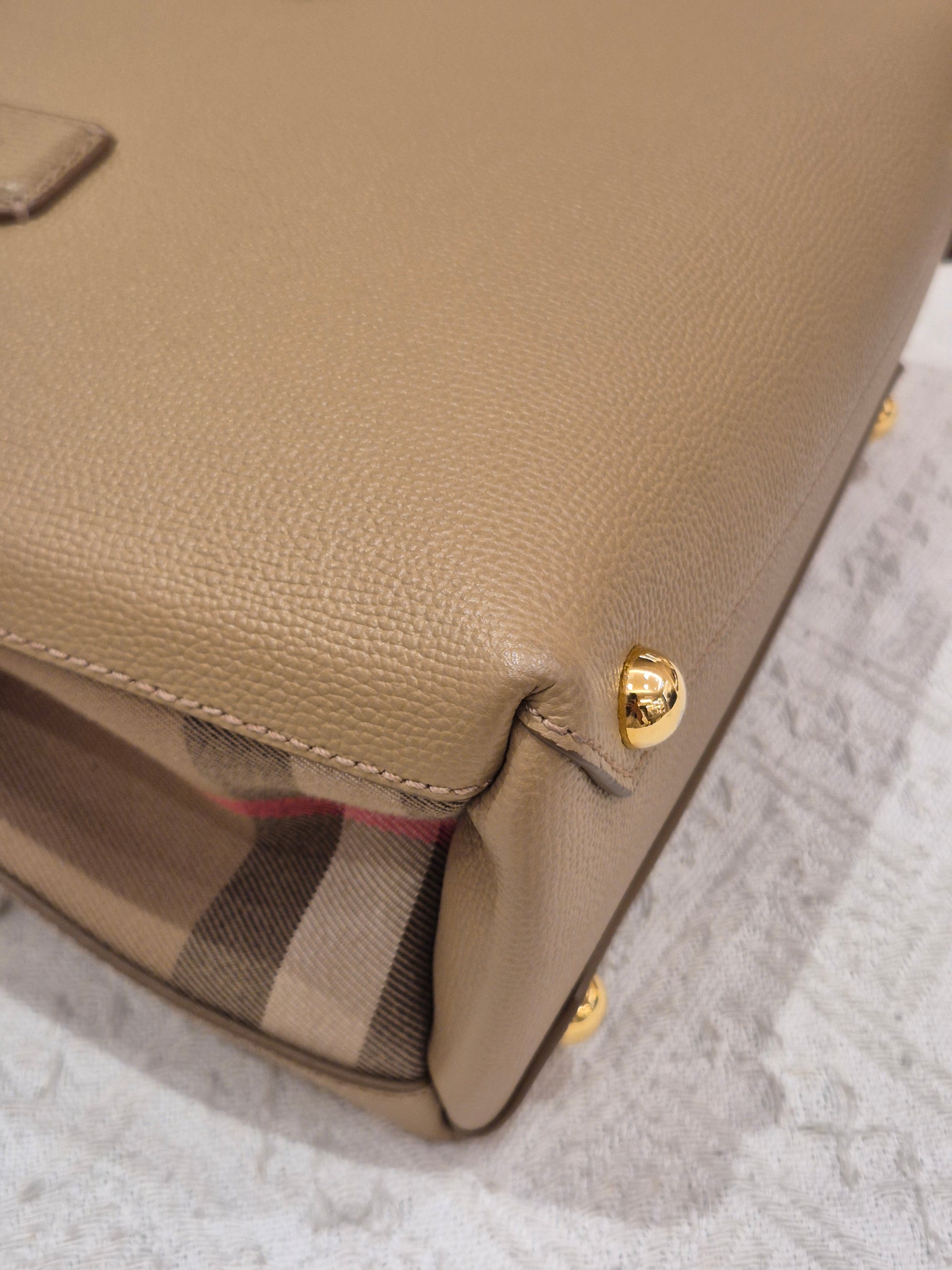 Burberry Banner Check