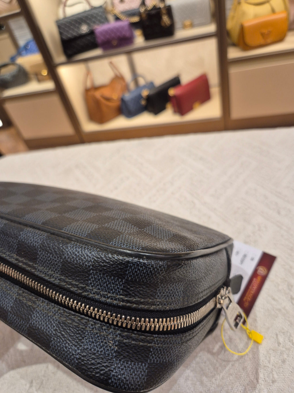 LV Toilet Pouch Damier Graphite