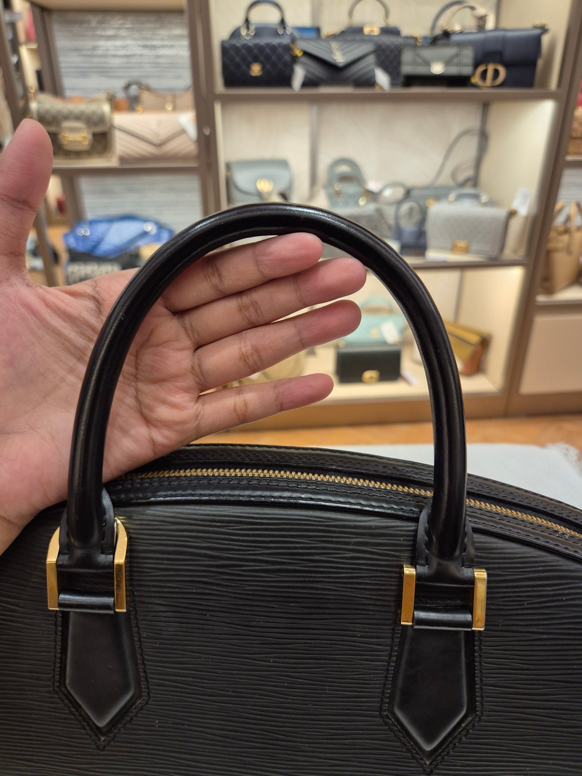Louis Vuitton Jasmine Epi Black