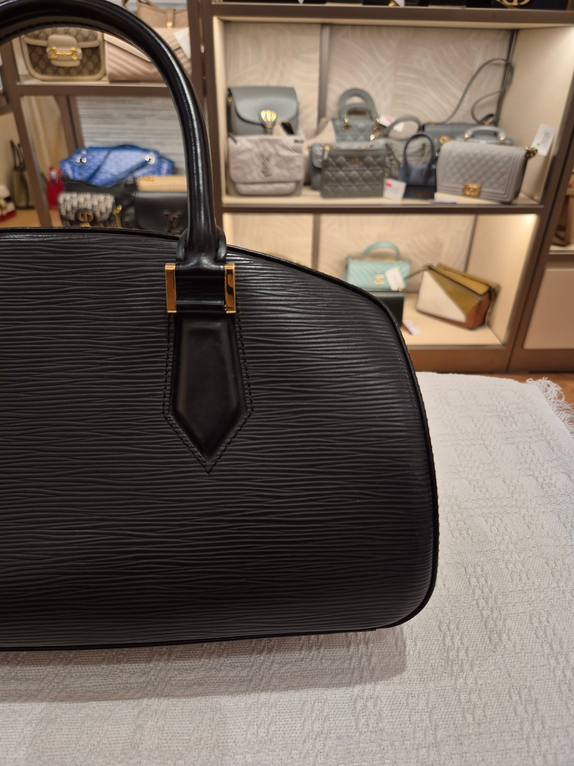 Louis Vuitton Jasmine Epi Black