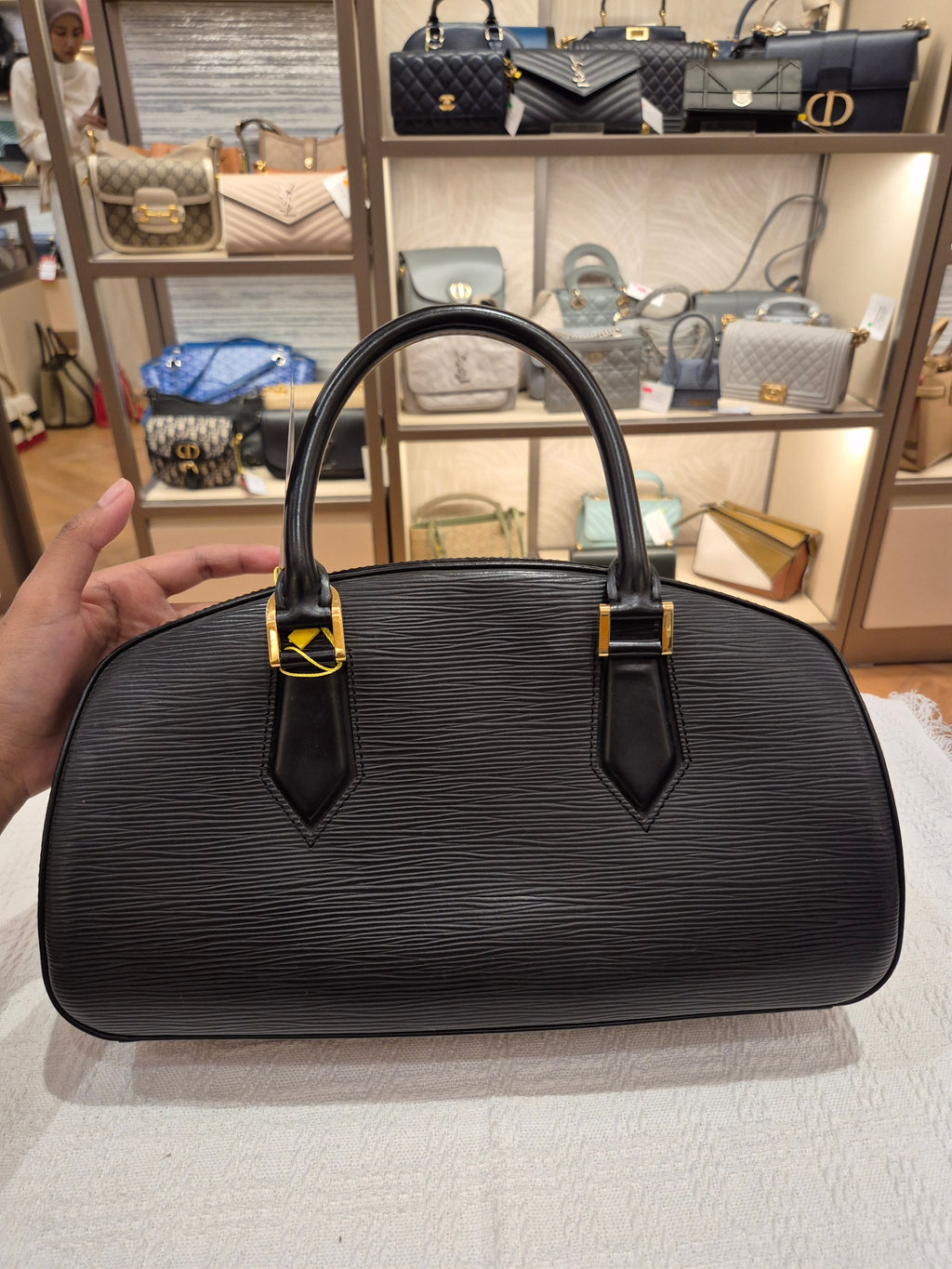 Louis Vuitton Jasmine Epi Black