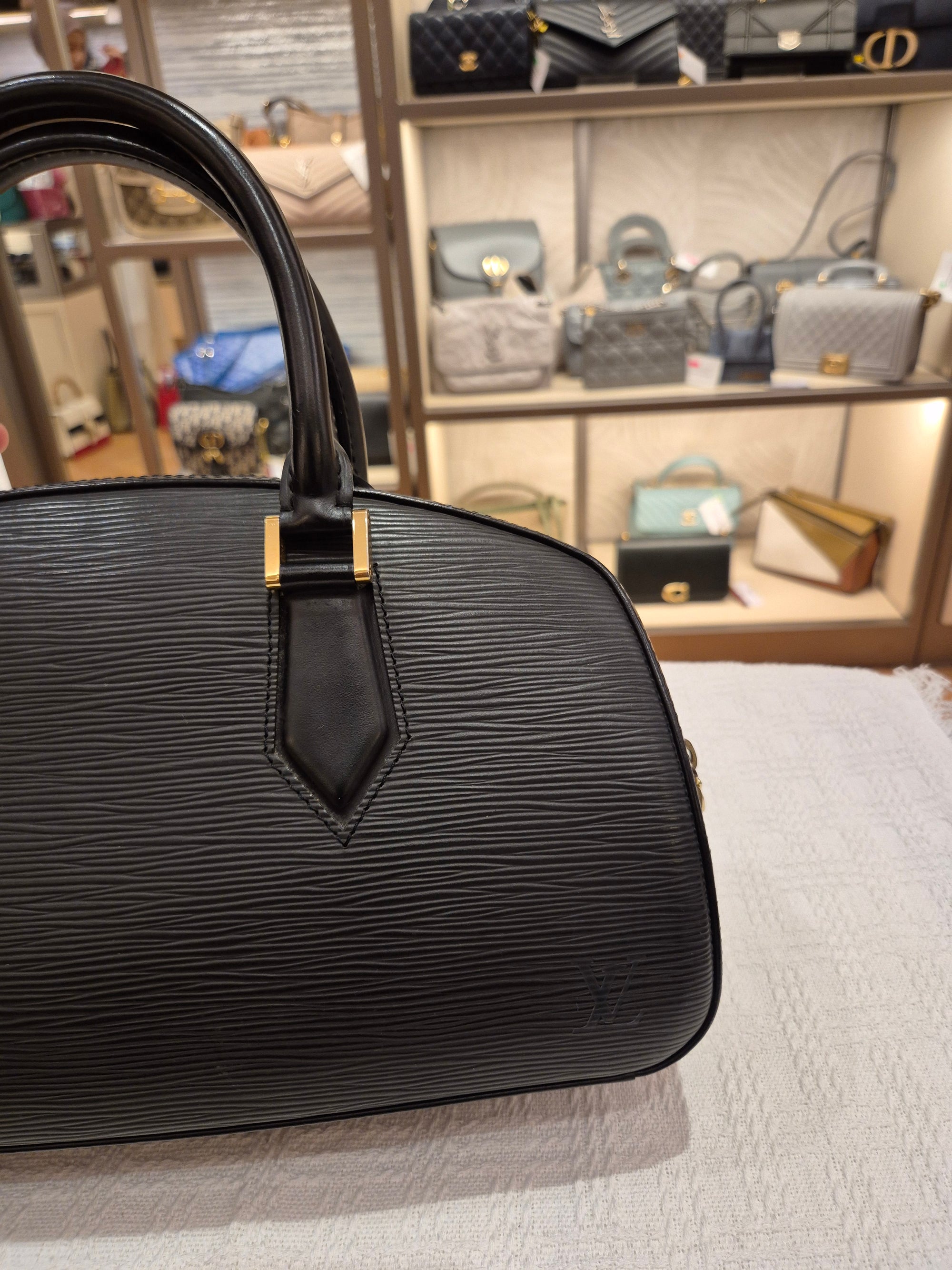 Louis Vuitton Jasmine Epi Black