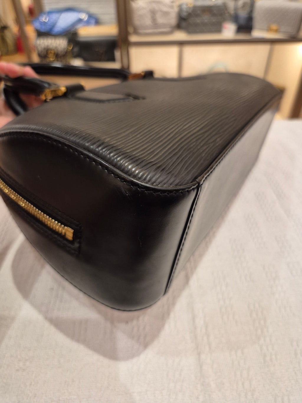 Louis Vuitton Jasmine Epi Black