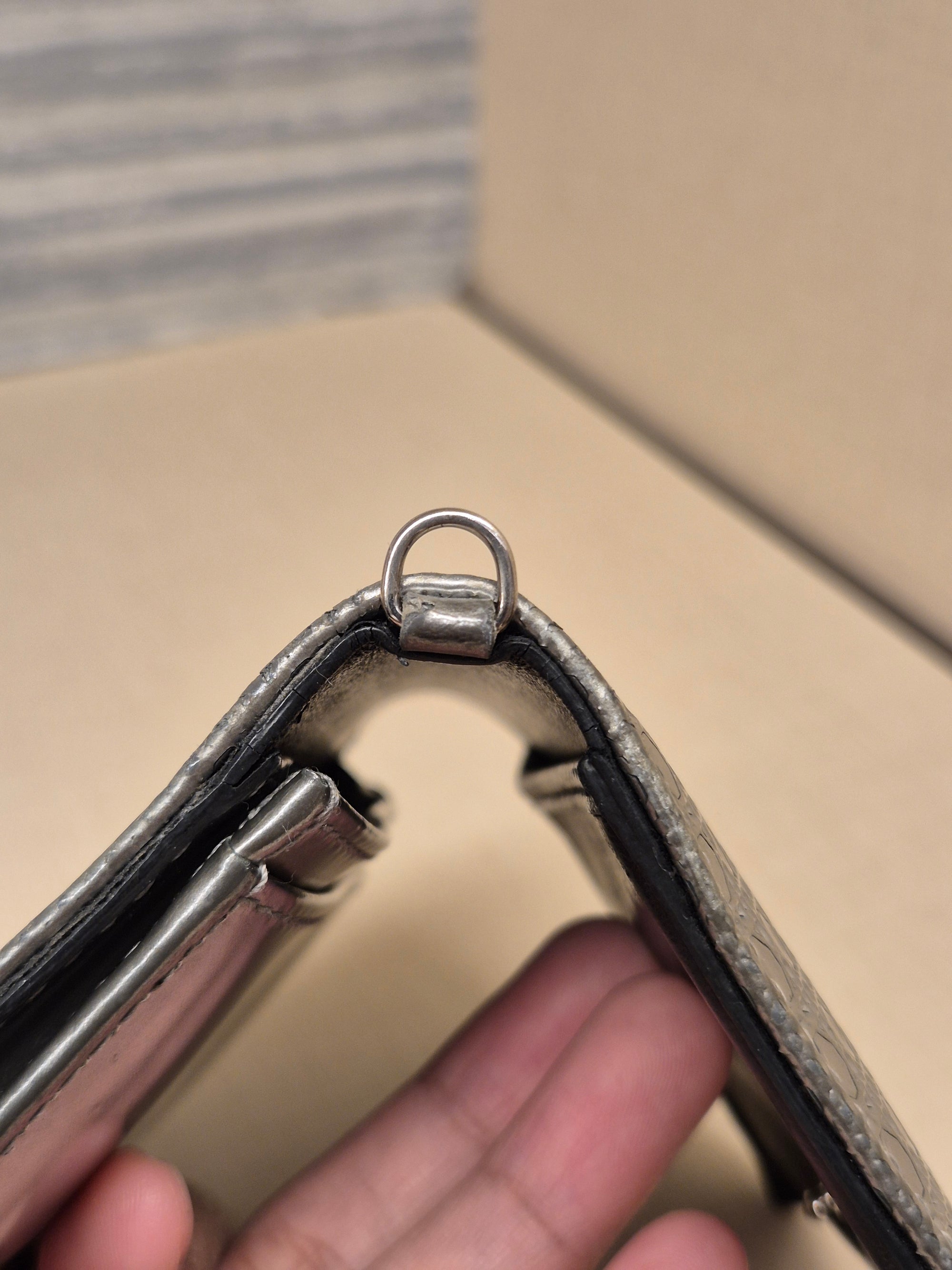 Diorama Card holder