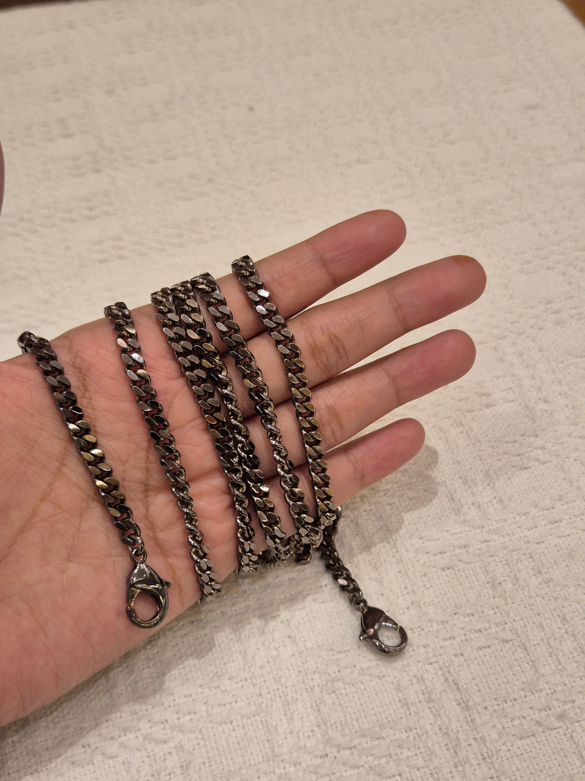 Fendi X Karl Wallet On Chain Motif