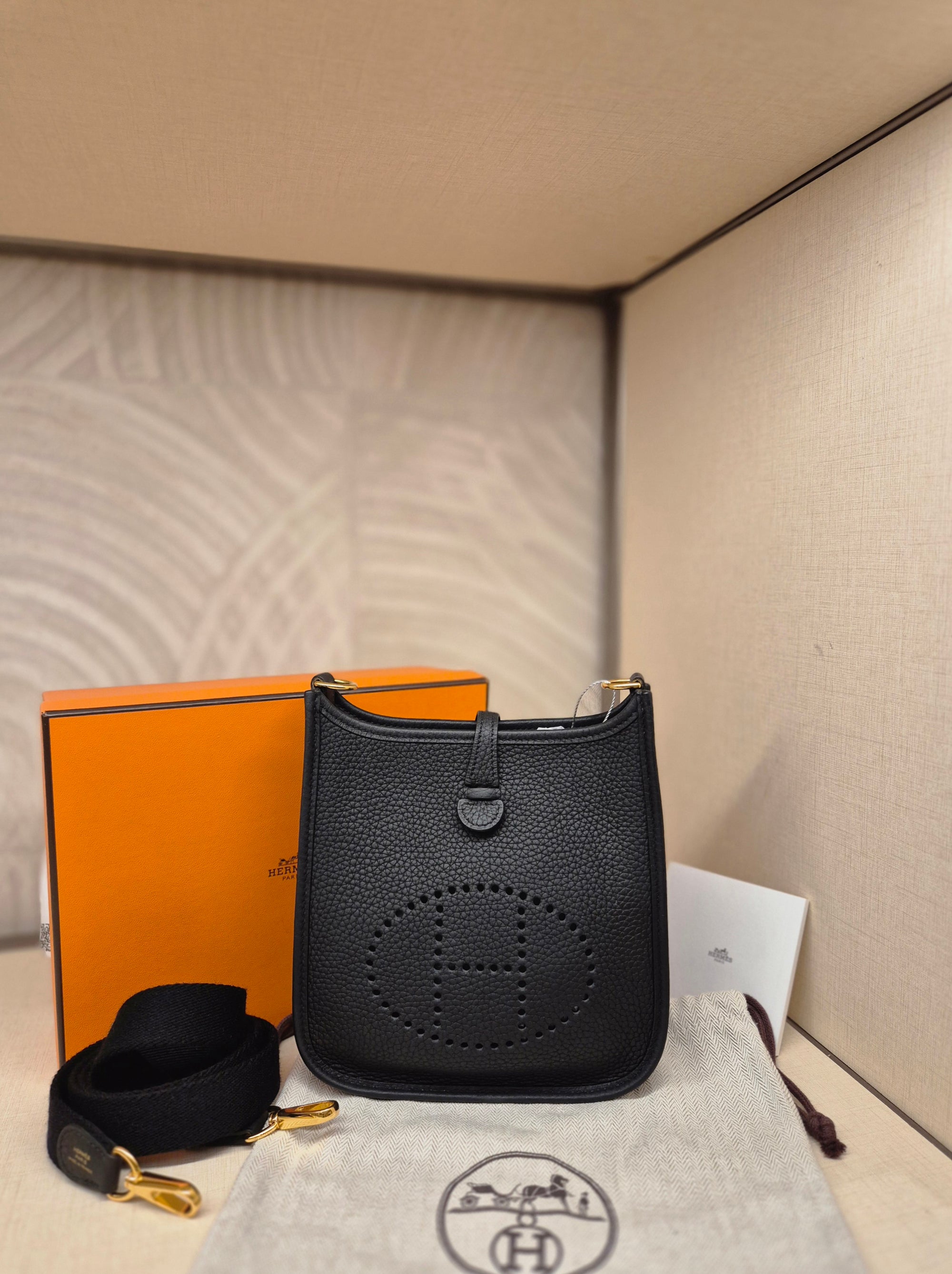 Hermes Evelyn 16 Black