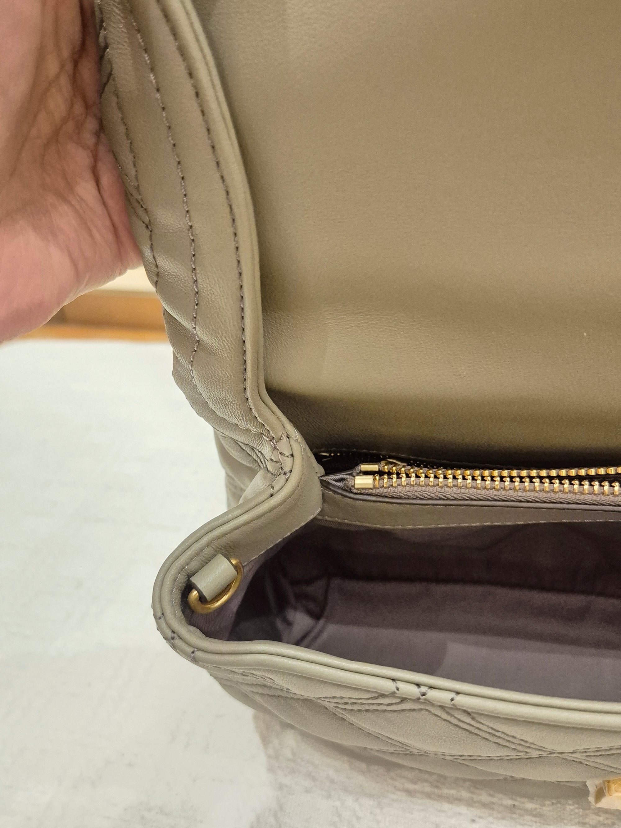 Tory Burch Fleming Top Handle
