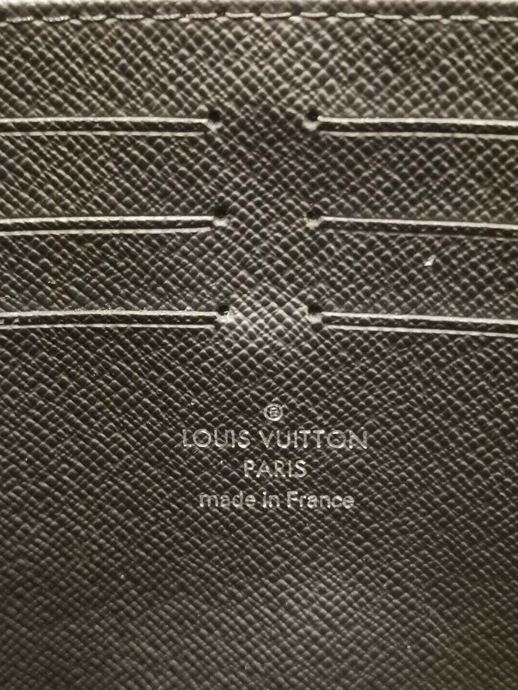 Louis Vuitton Pochette Voyage Taiga