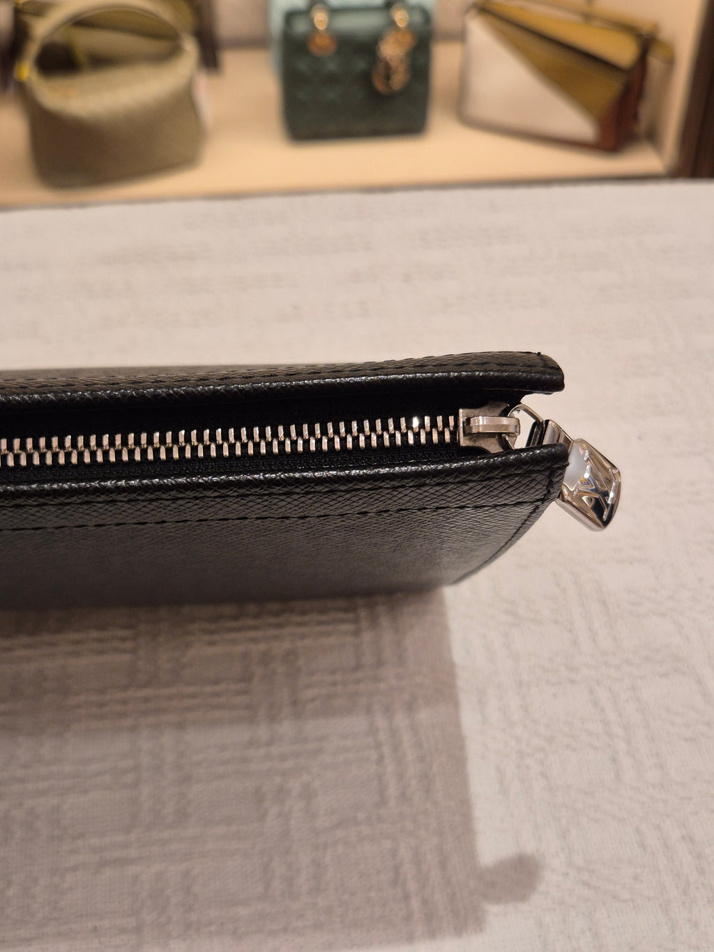 Louis Vuitton Pochette Voyage Taiga