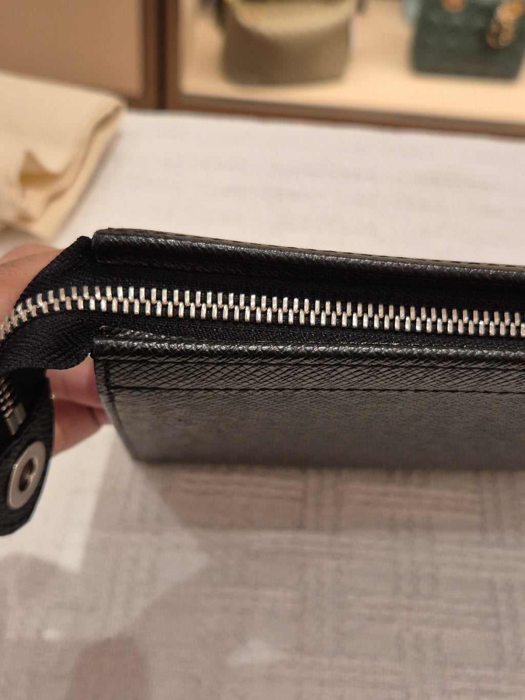 Louis Vuitton Pochette Voyage Taiga