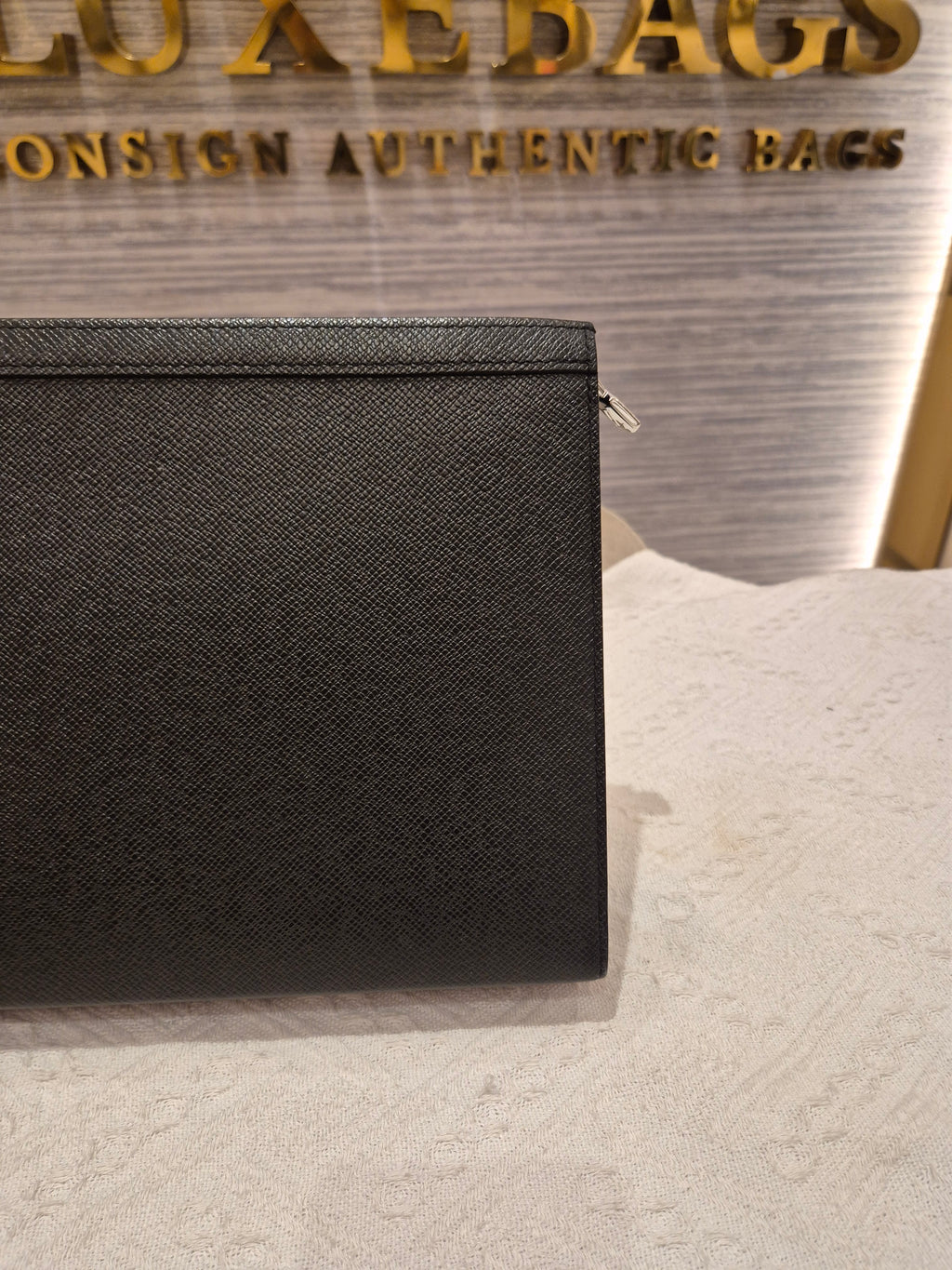 Louis Vuitton Pochette Voyage Taiga