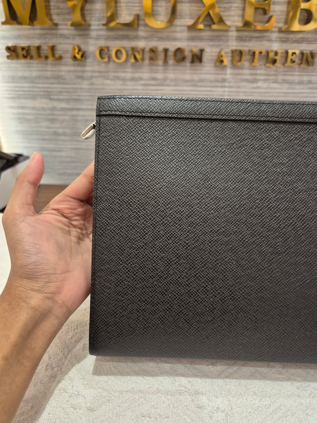 Louis Vuitton Pochette Voyage Taiga