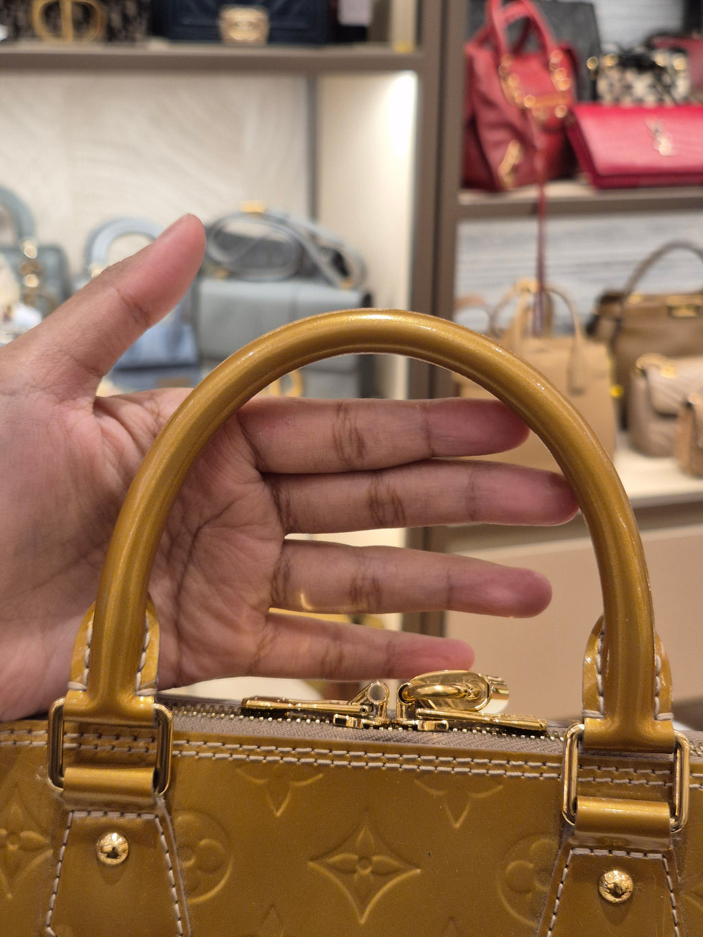 Louis Vuitton Alma PM Vernis