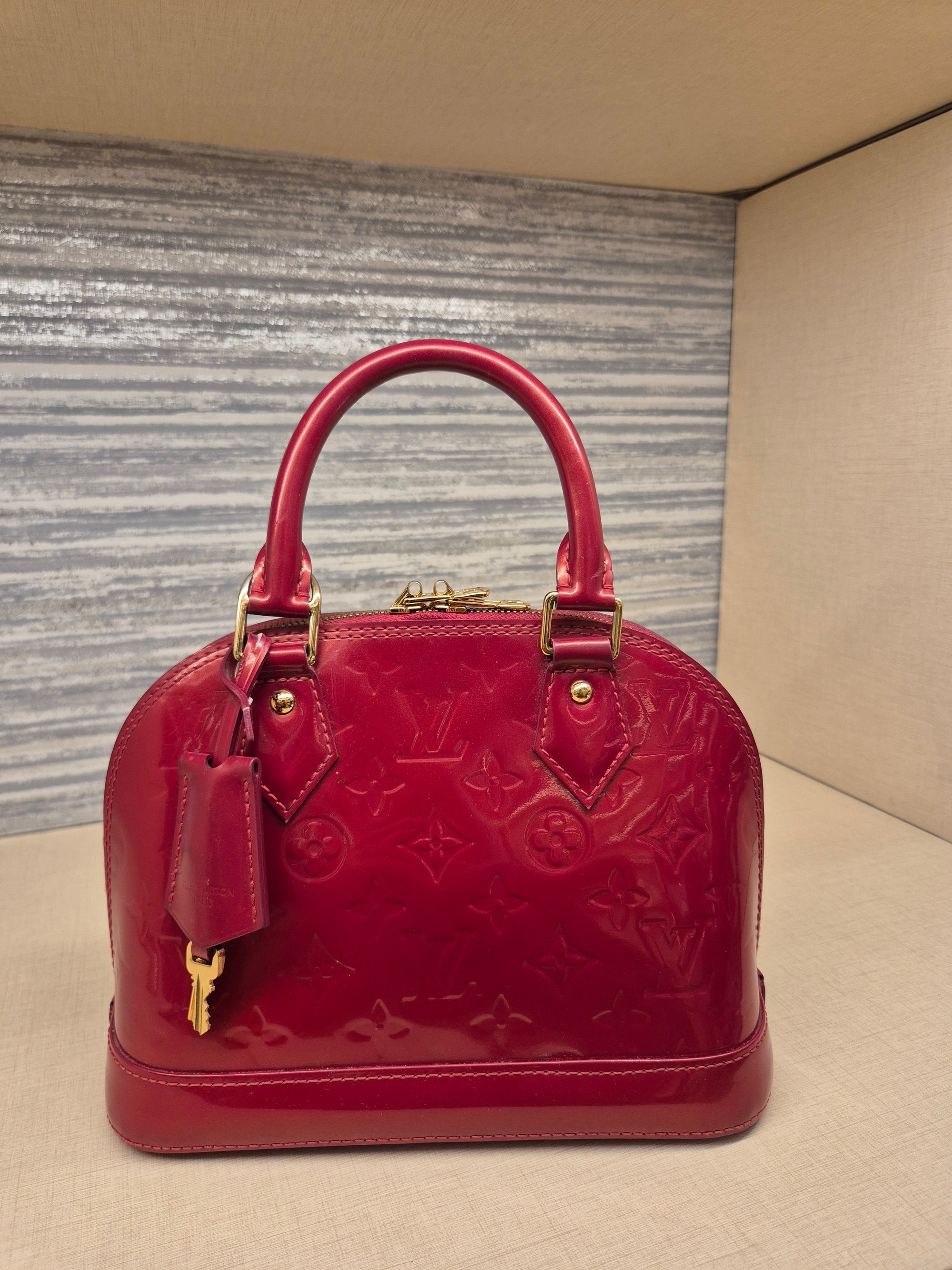 Louis Vuitton BB Alma Vernis