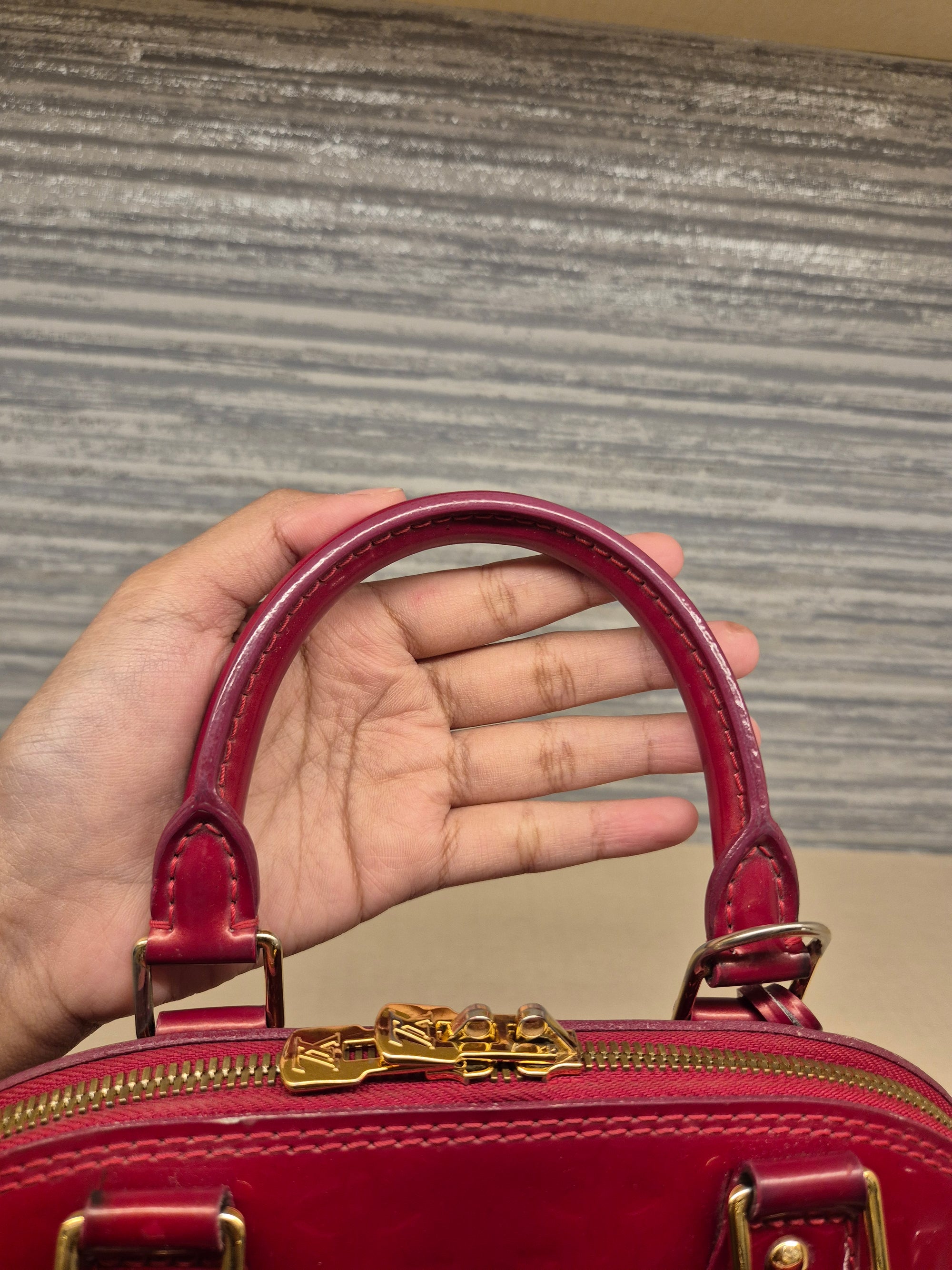 Louis Vuitton BB Alma Vernis