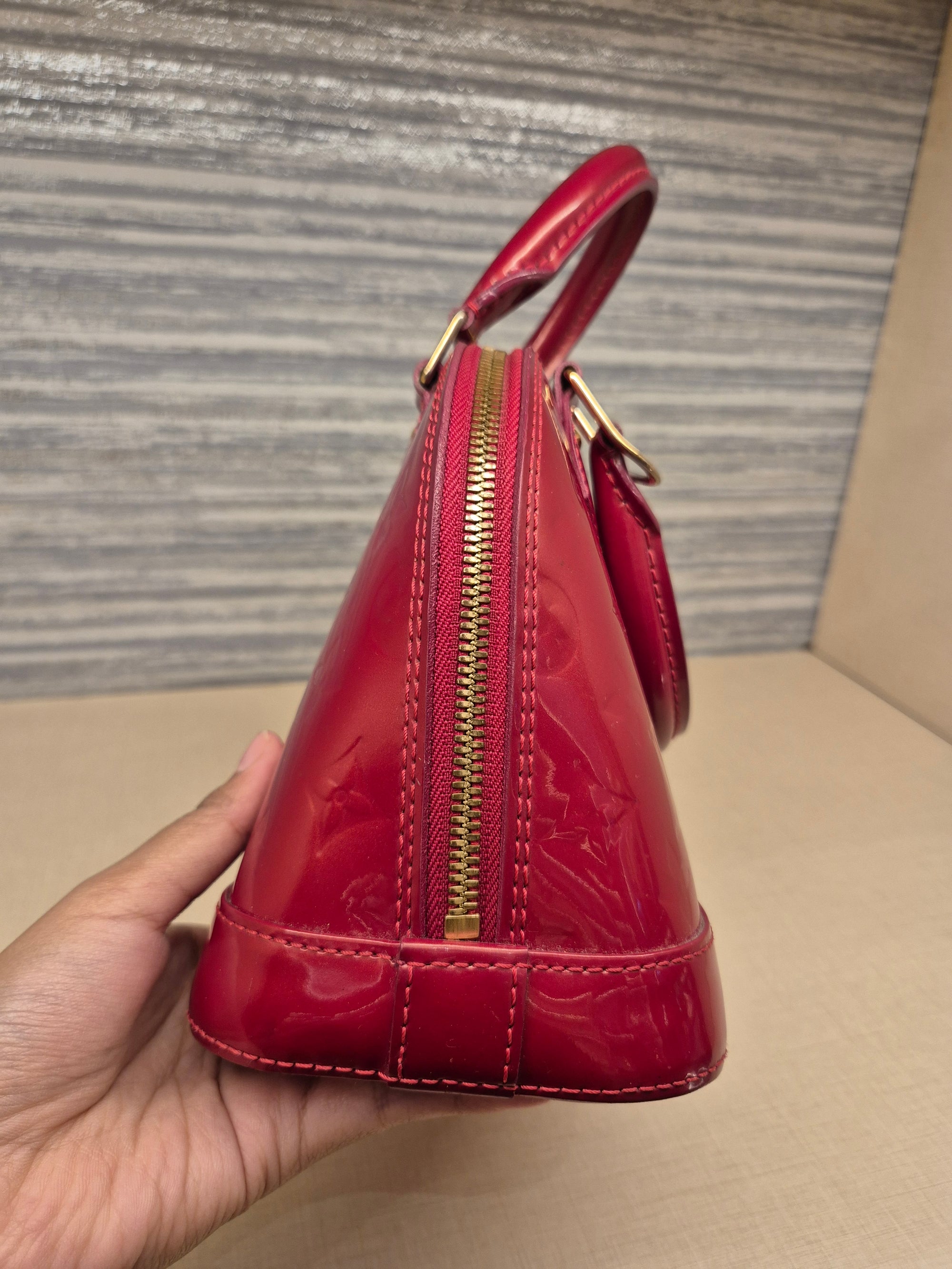 Louis Vuitton BB Alma Vernis