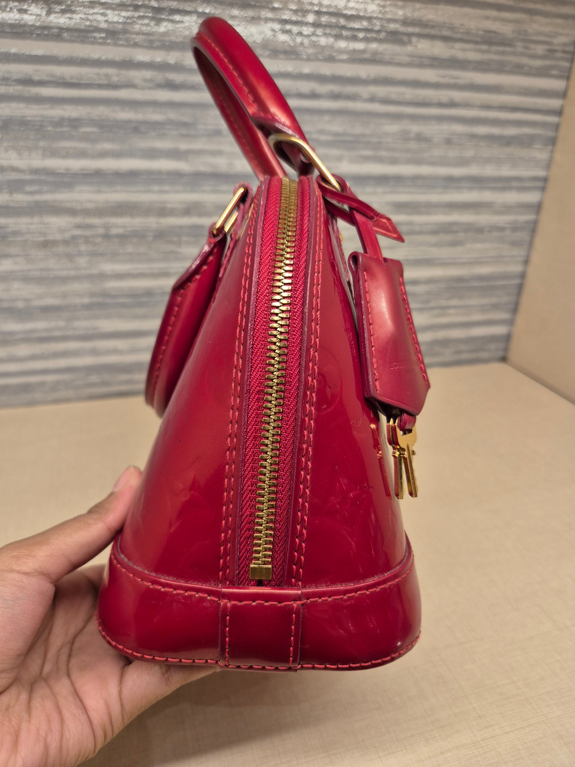 Louis Vuitton BB Alma Vernis