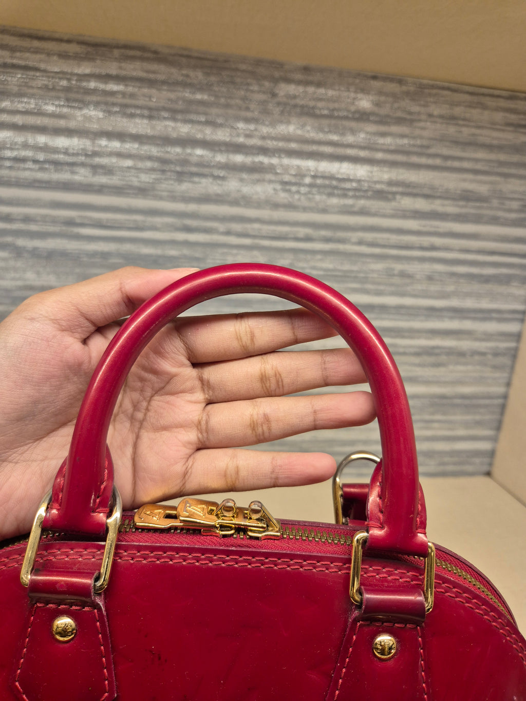 Louis Vuitton BB Alma Vernis