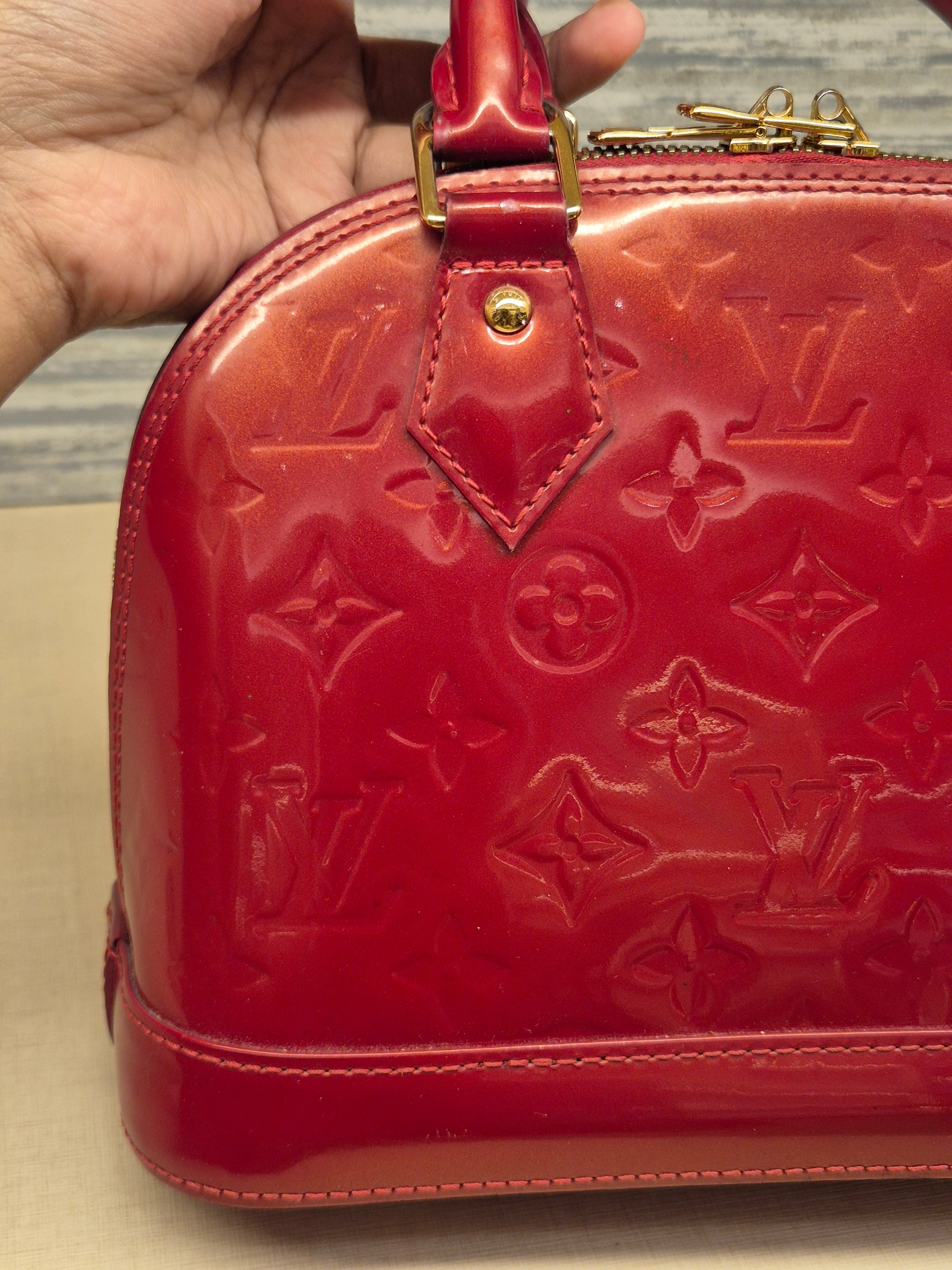 Louis Vuitton BB Alma Vernis