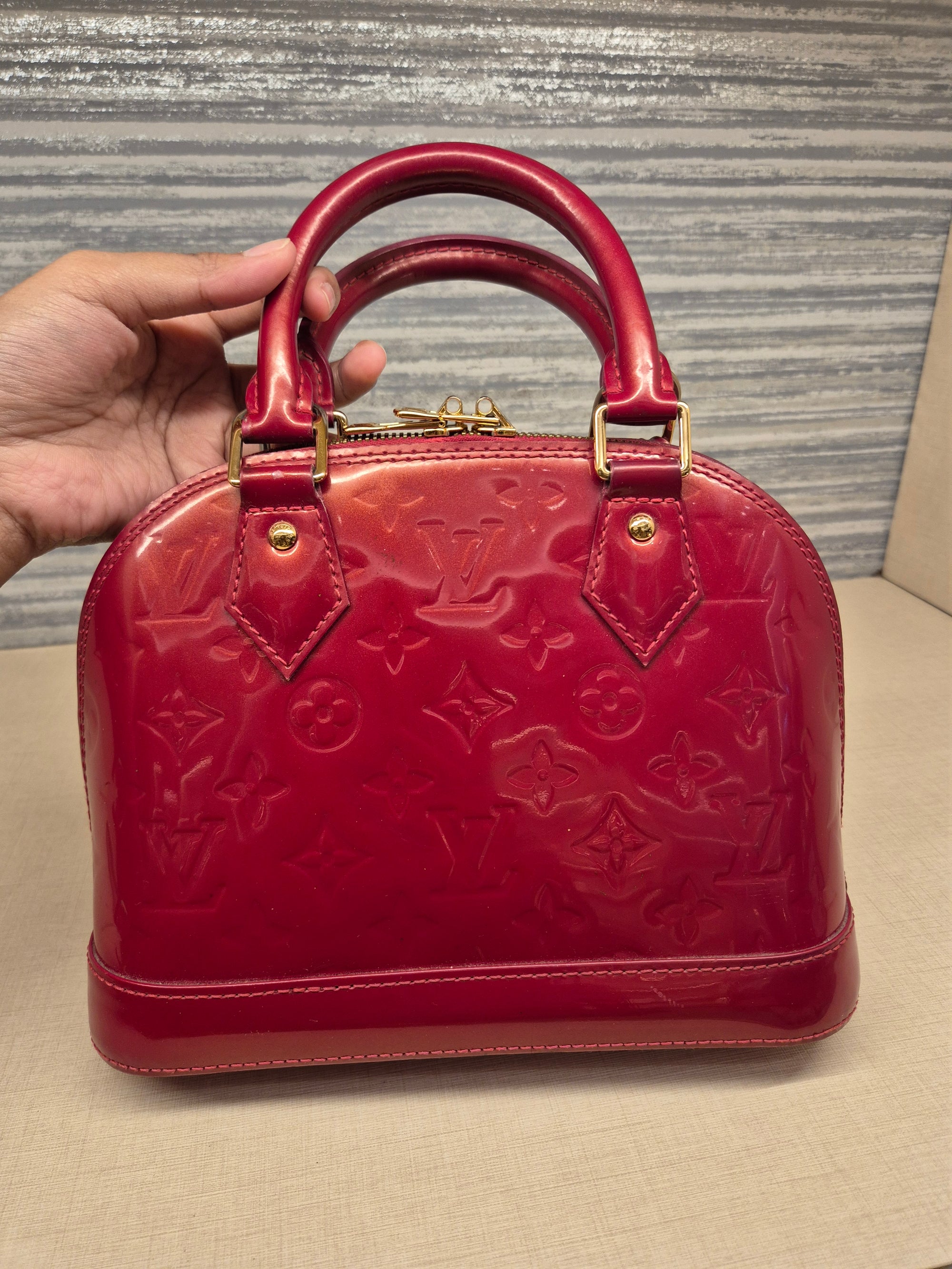 Louis Vuitton BB Alma Vernis