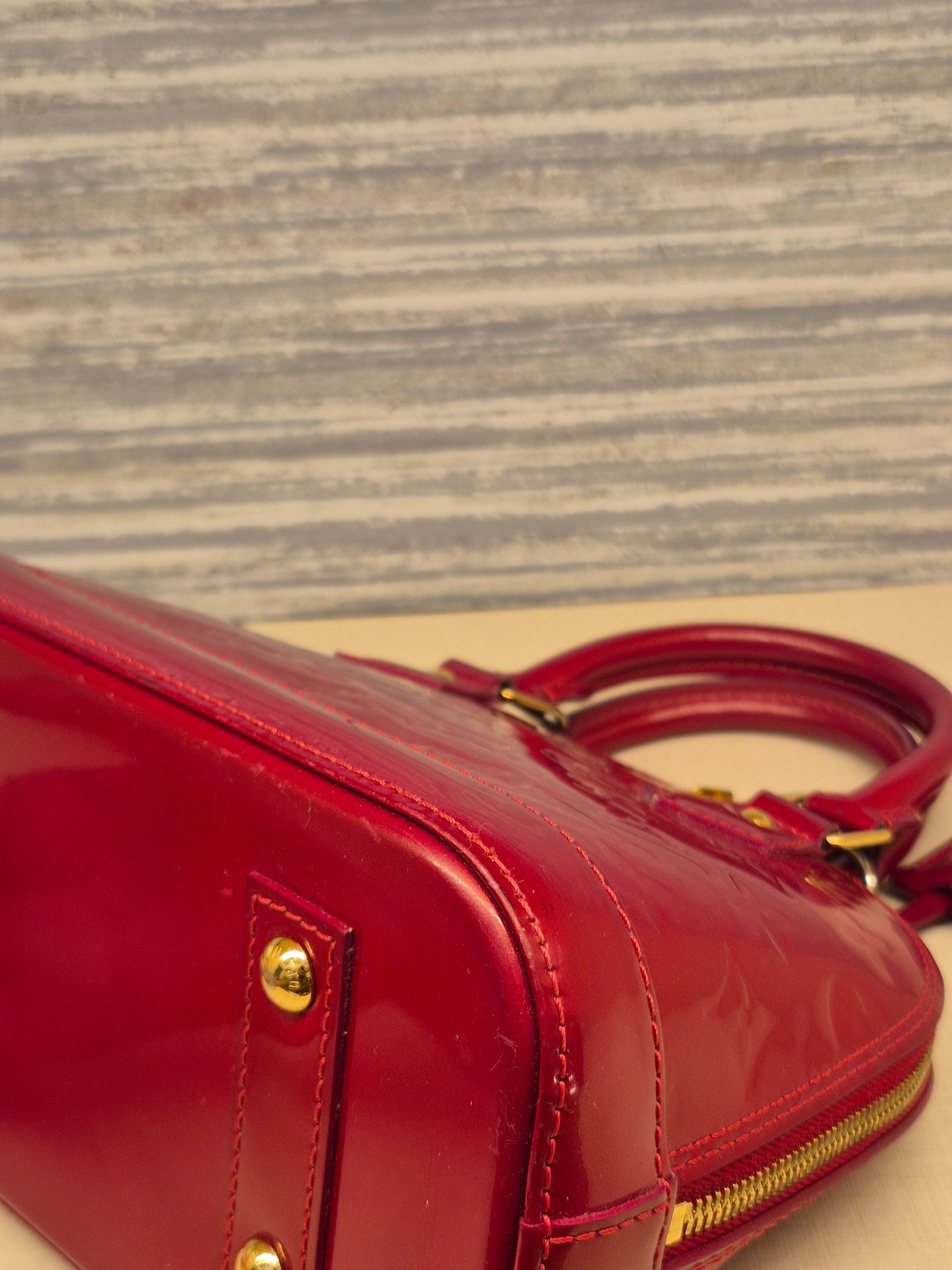 Louis Vuitton BB Alma Vernis
