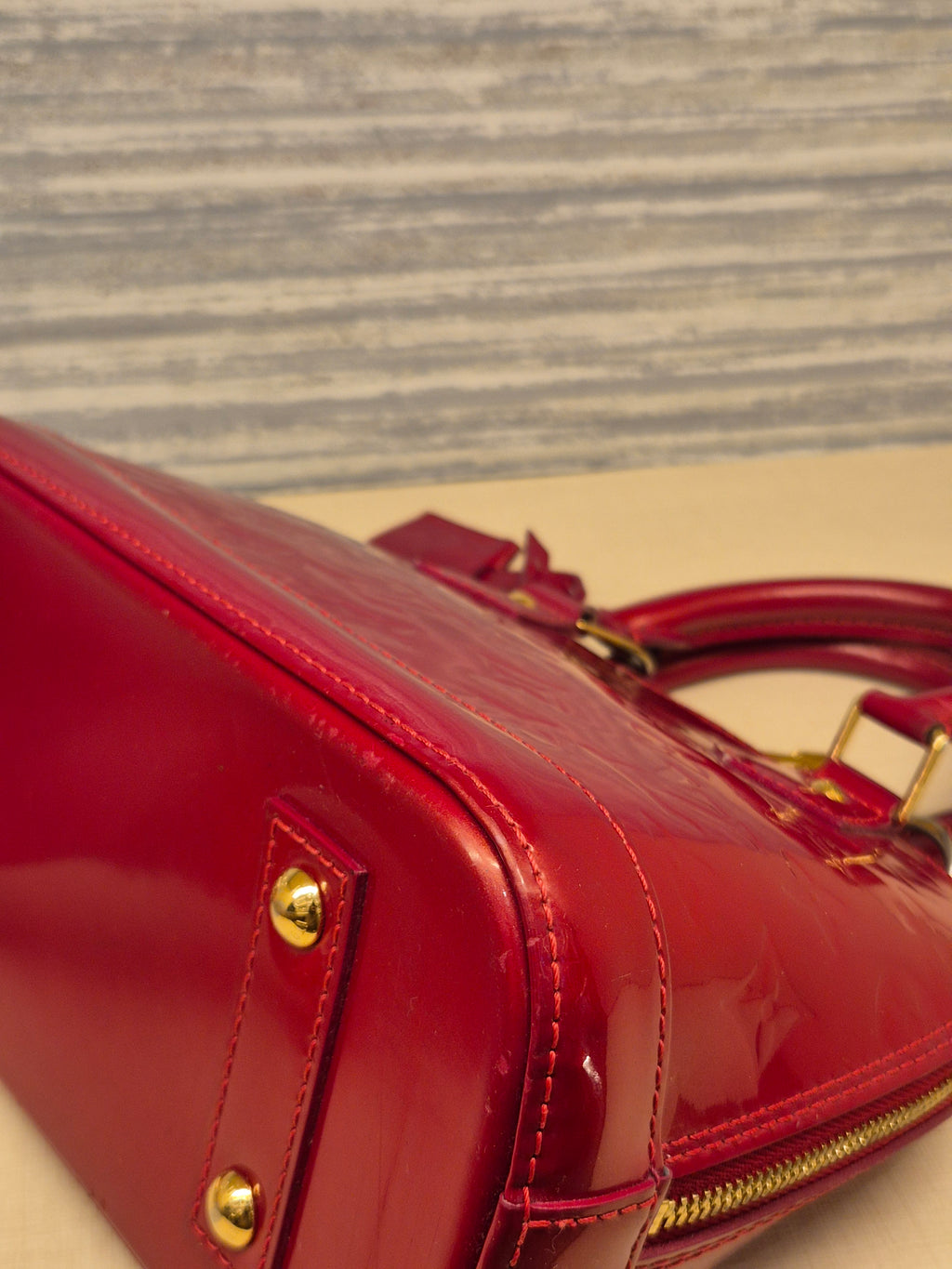 Louis Vuitton BB Alma Vernis