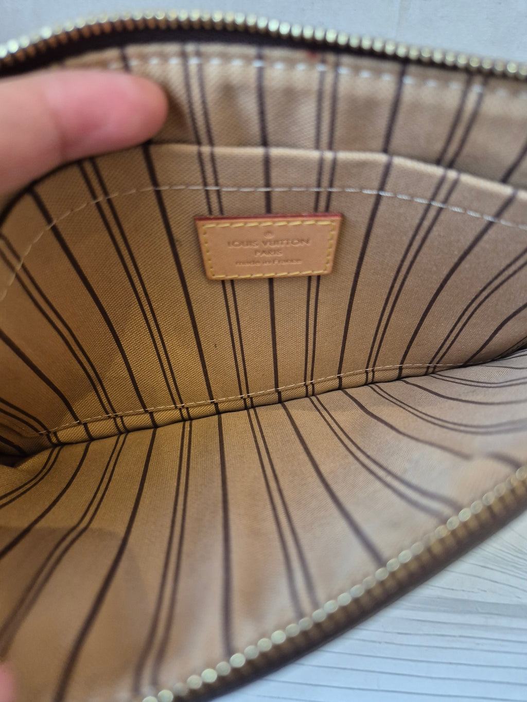 Louis Vuitton Pouch Monogram
