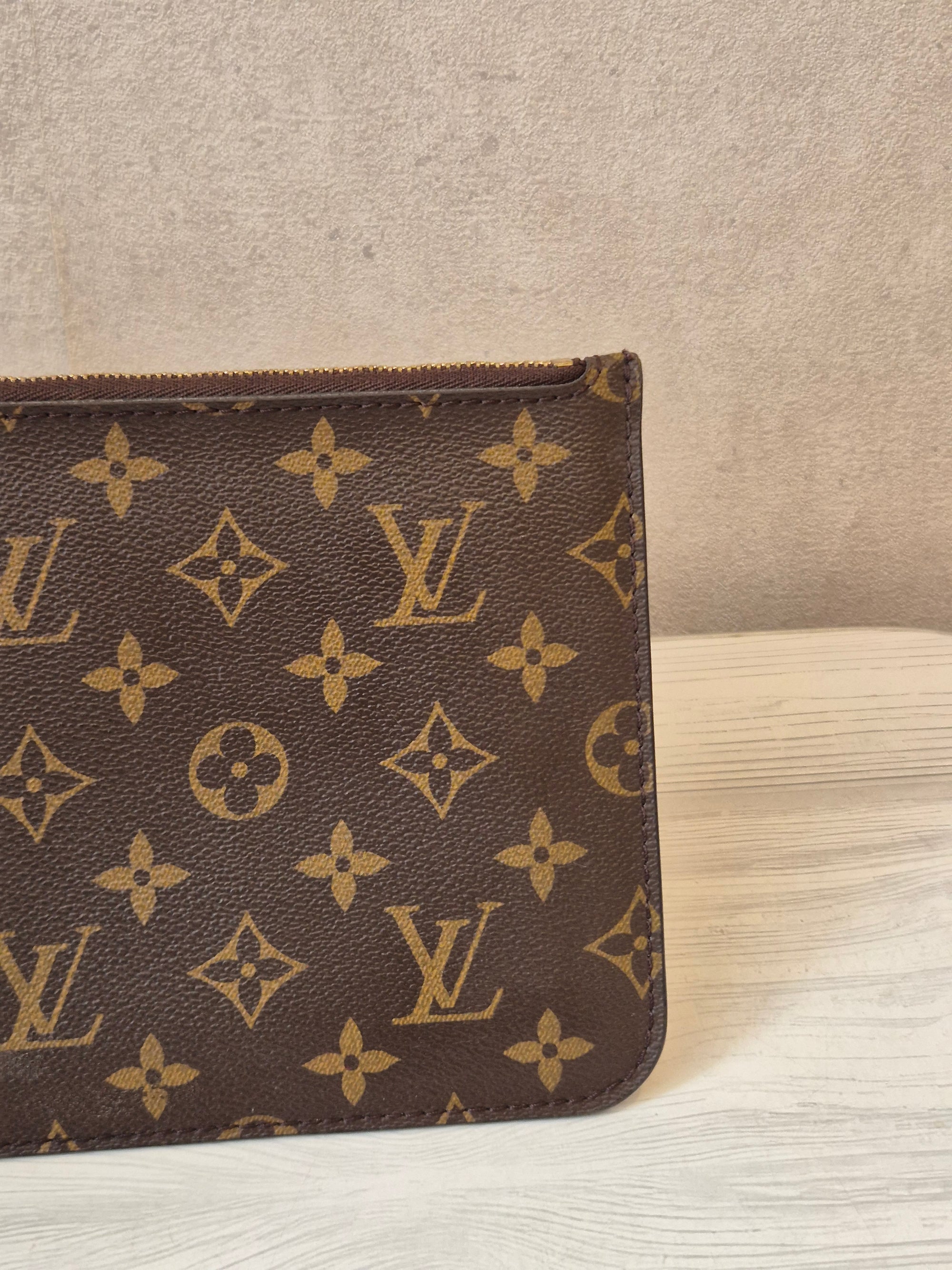Louis Vuitton Pouch Monogram