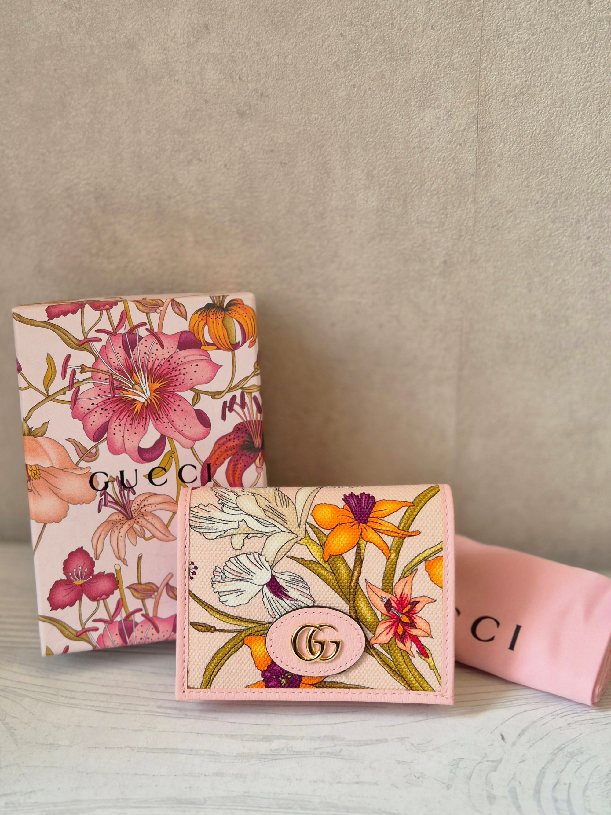 Gucci Compac Wallet Flowers