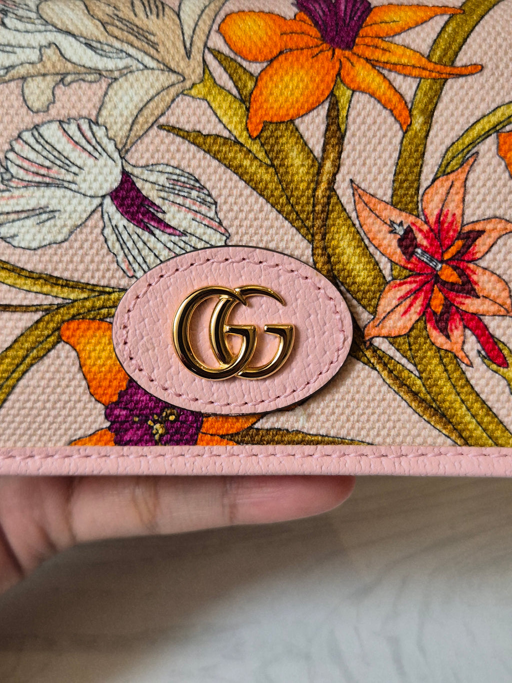 Gucci Compac Wallet Flowers
