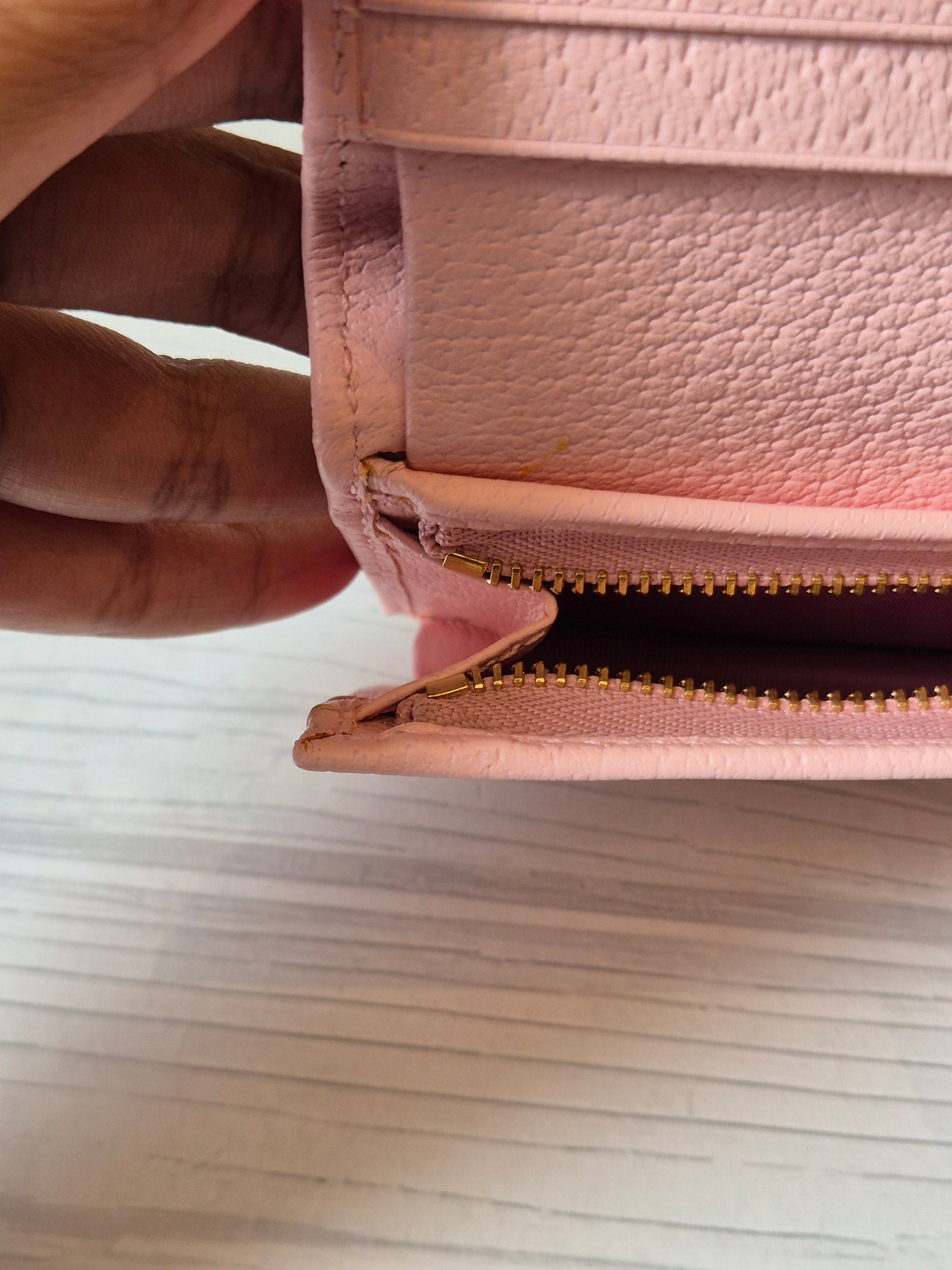 Gucci Compac Wallet Flowers