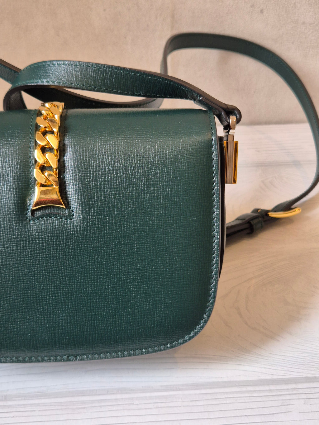 Gucci Sylvie Mini Emerald Green
