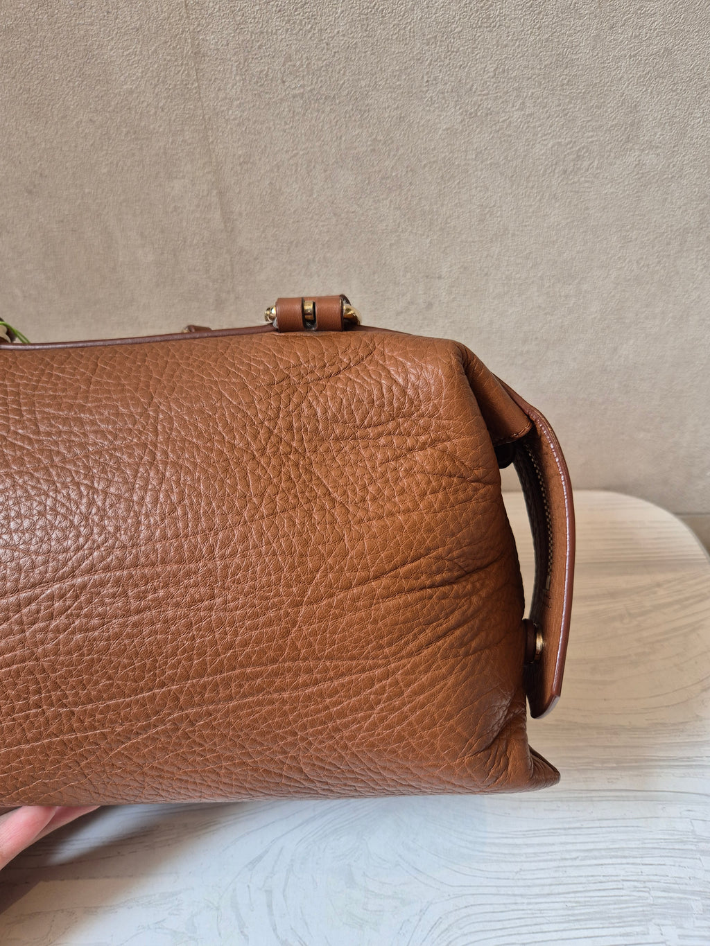 Givenchy Sway Tophand