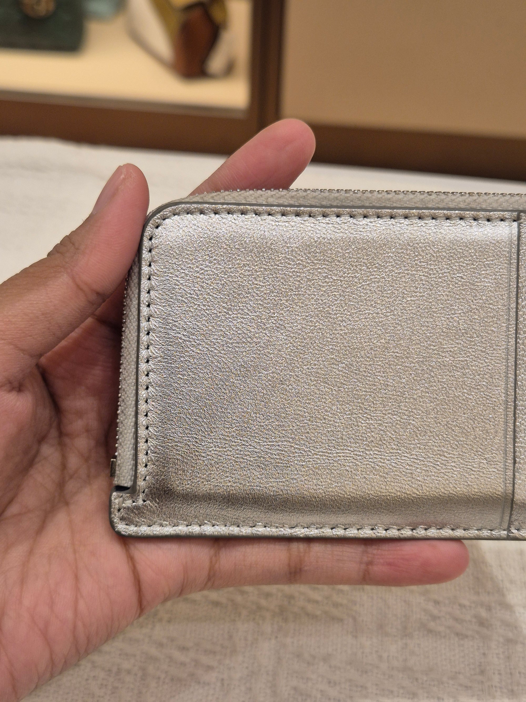Loewe Zippy Card Holder Silver Rabbit