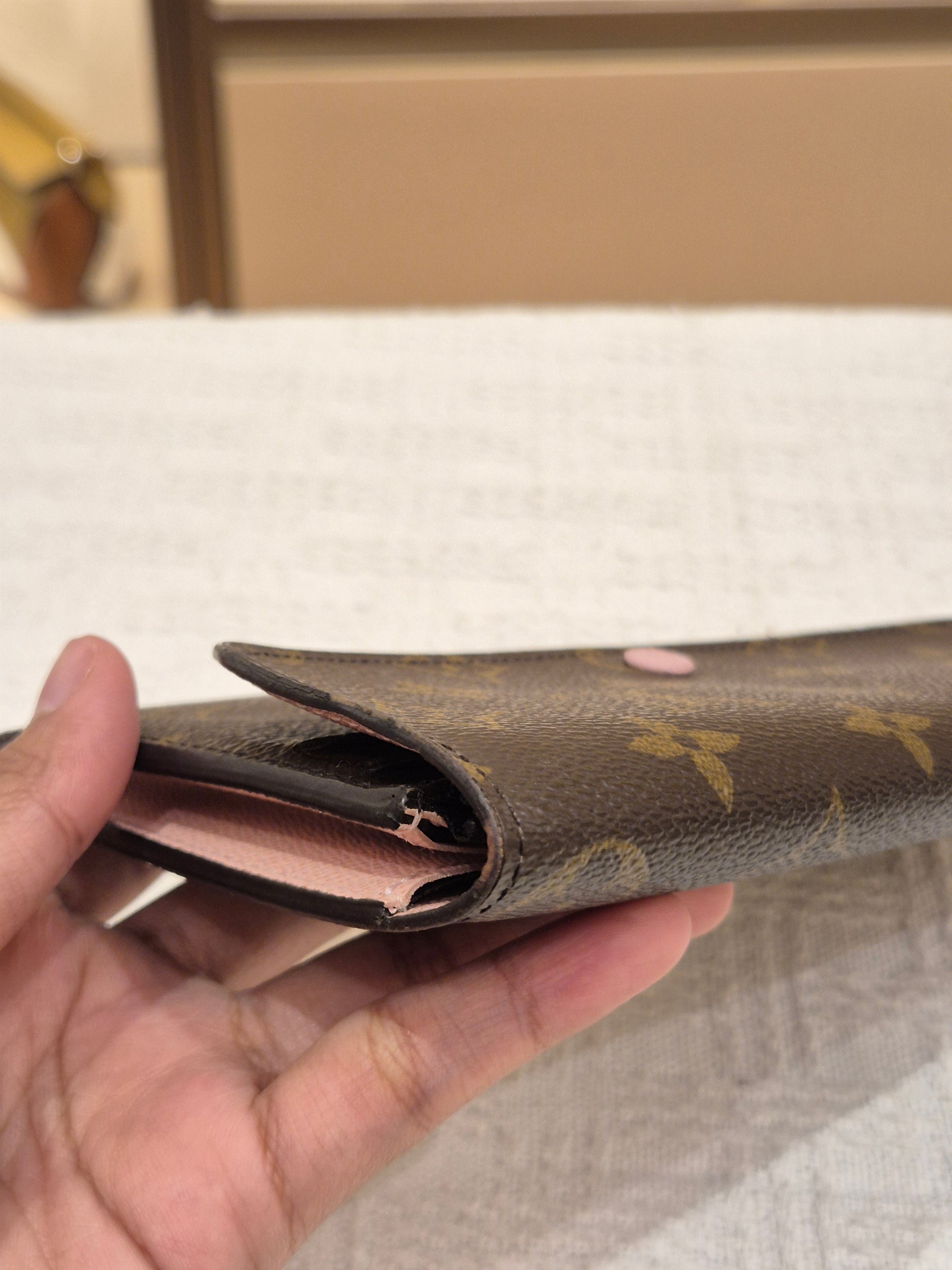 Louis Vuitton Emelie Long Wallet Monogram