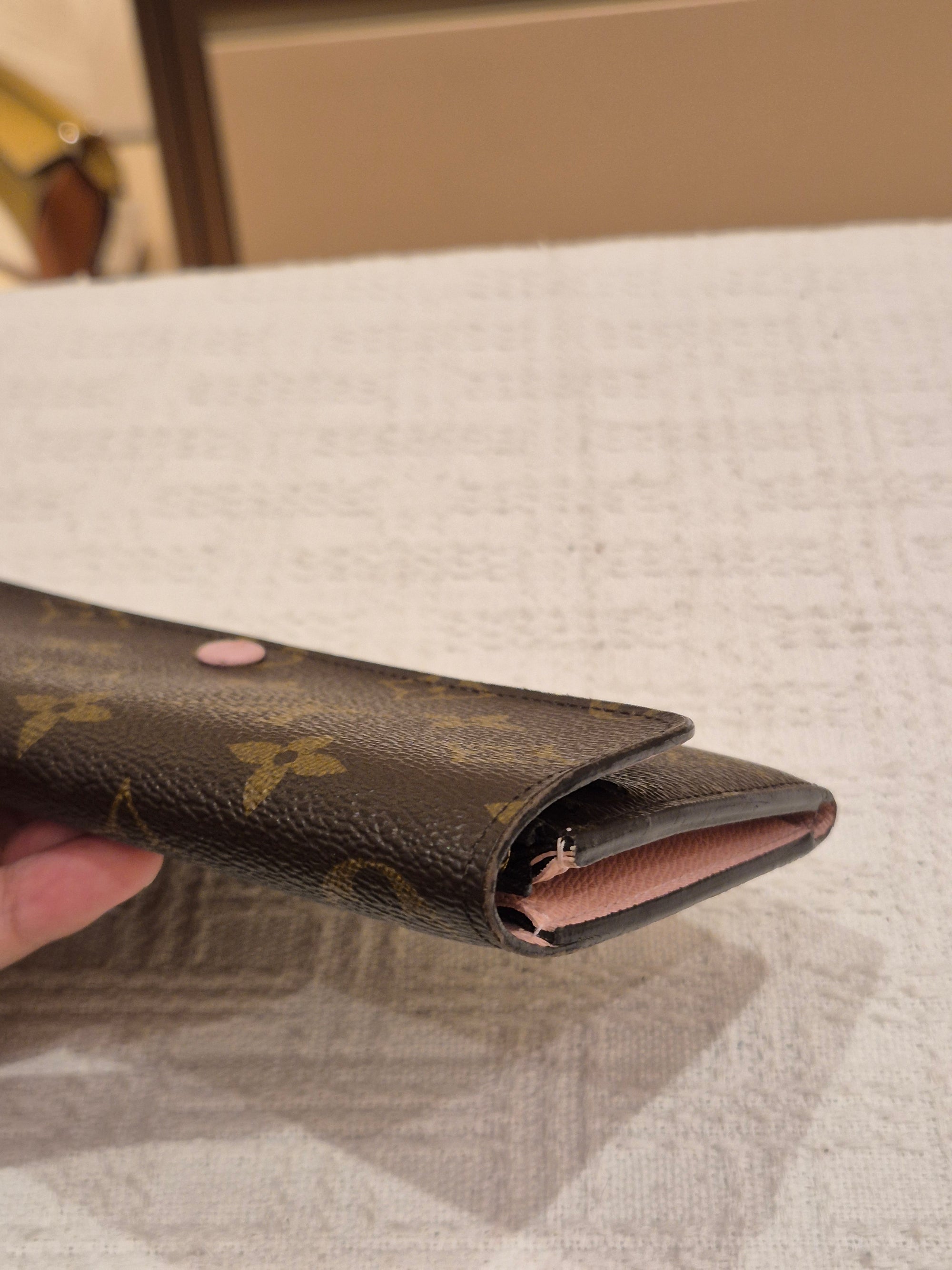 Louis Vuitton Emelie Long Wallet Monogram