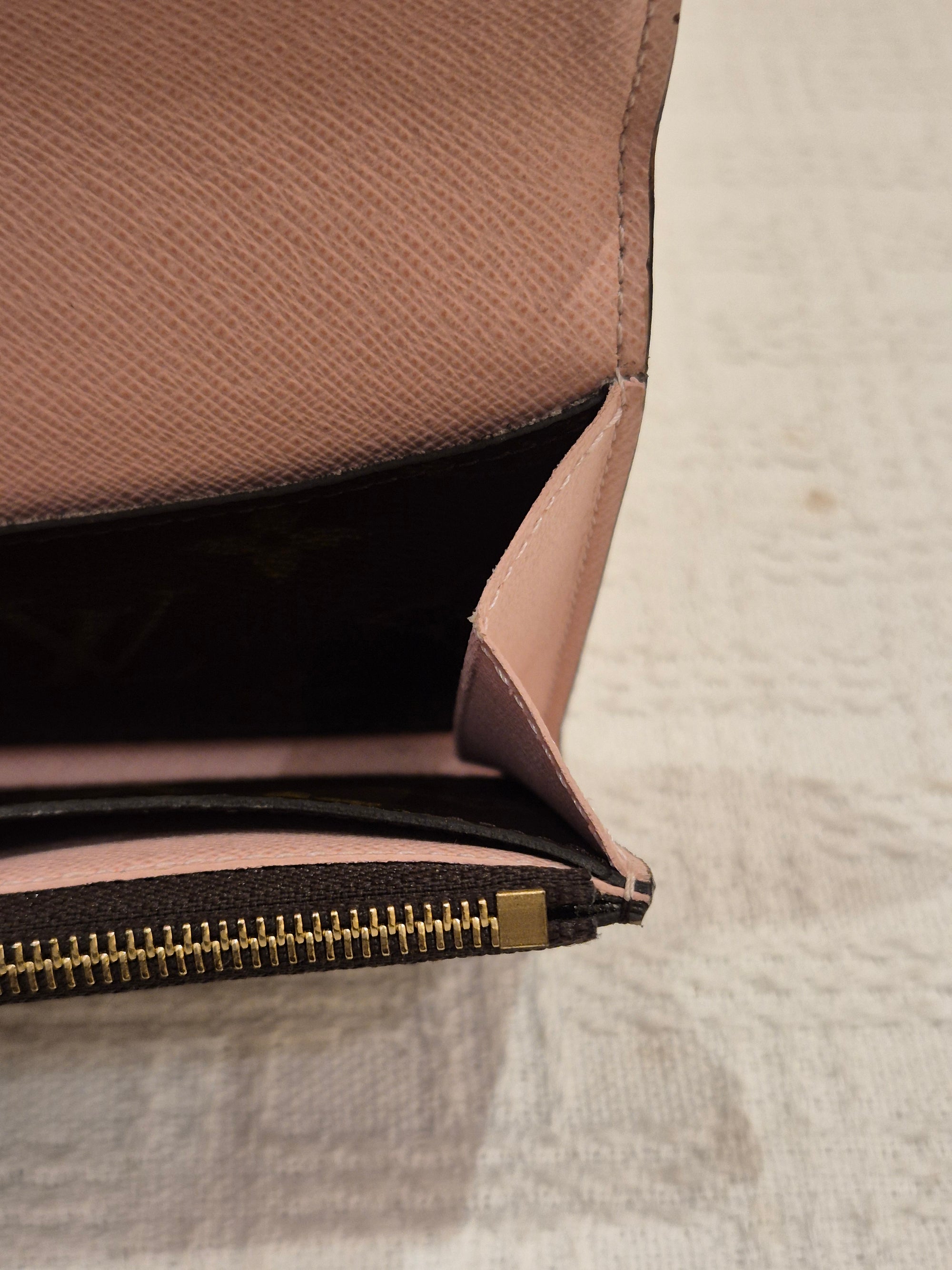 Louis Vuitton Emelie Long Wallet Monogram