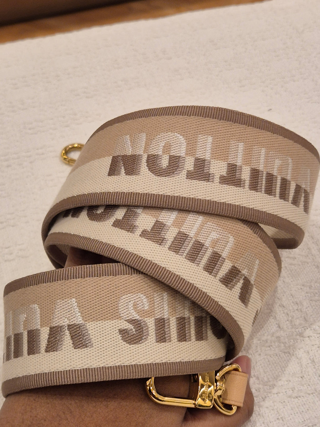 Louis Vuitton Mini Clunny monogram