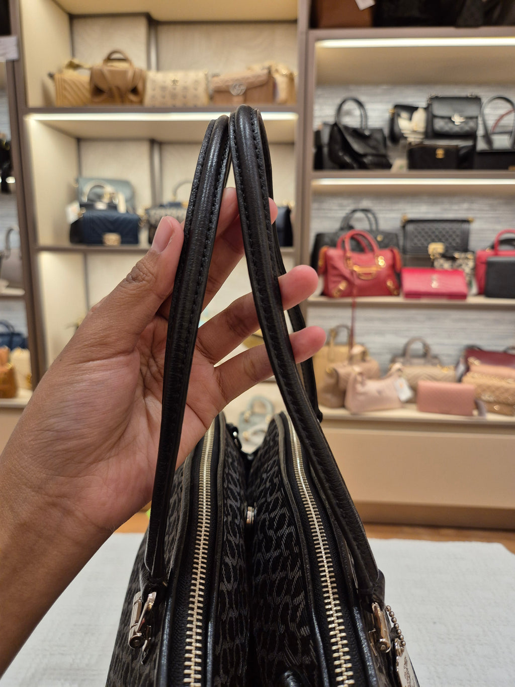Coach Double Zipper Signature