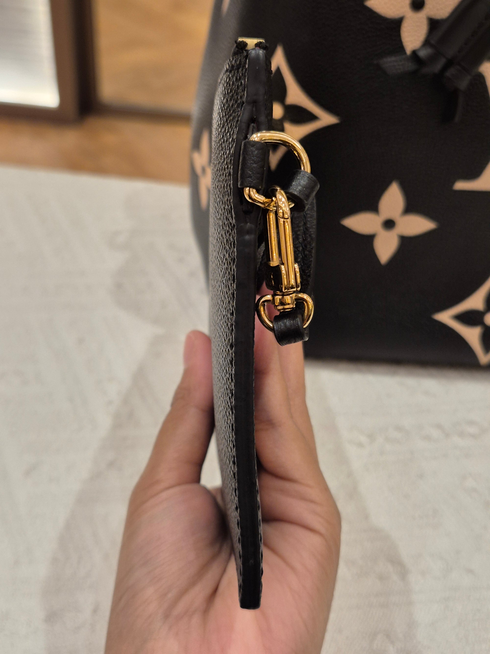 Louis Vuitton NeoNoe MM Emprainte Bicolor