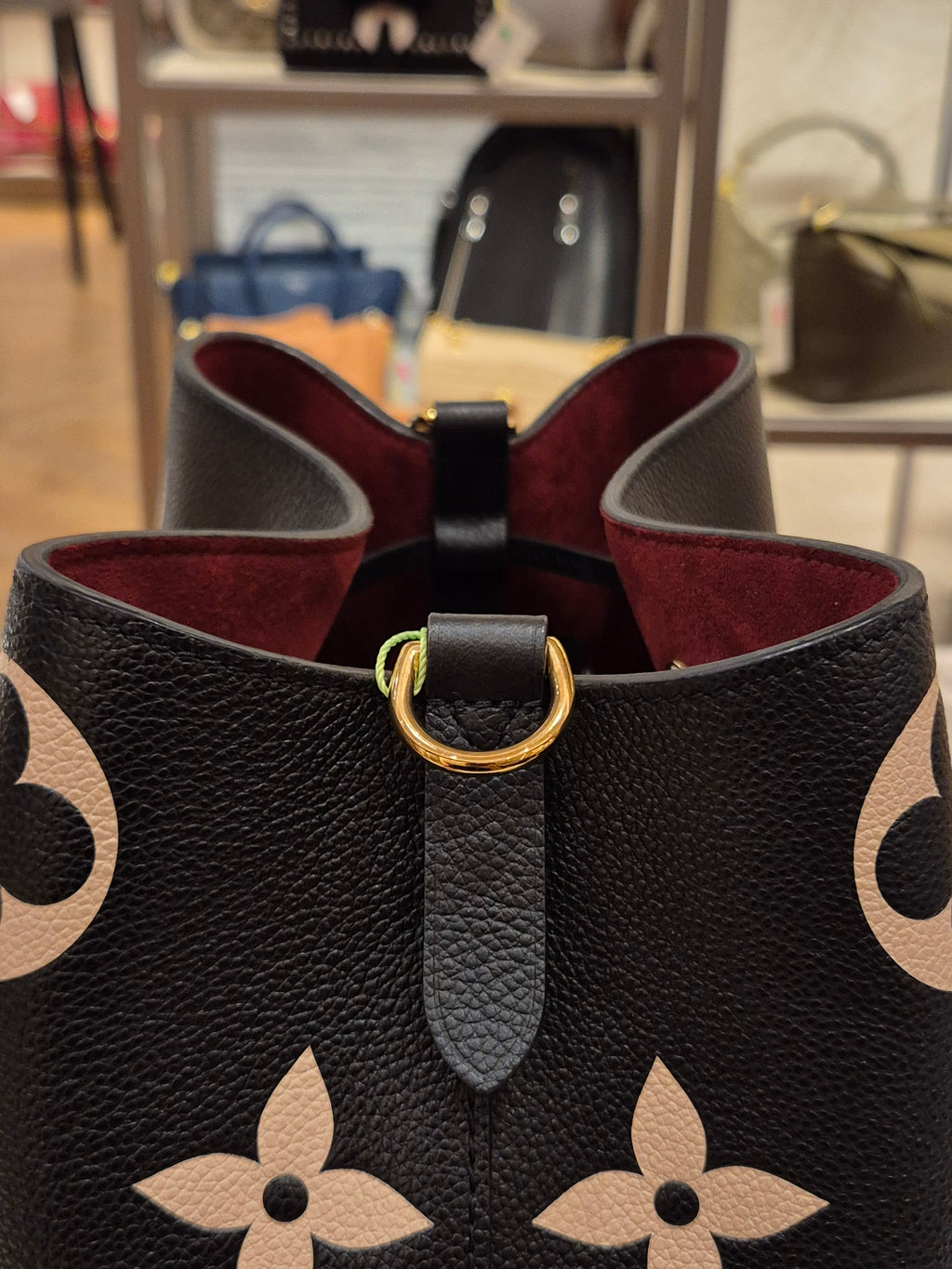 Louis Vuitton NeoNoe MM Emprainte Bicolor